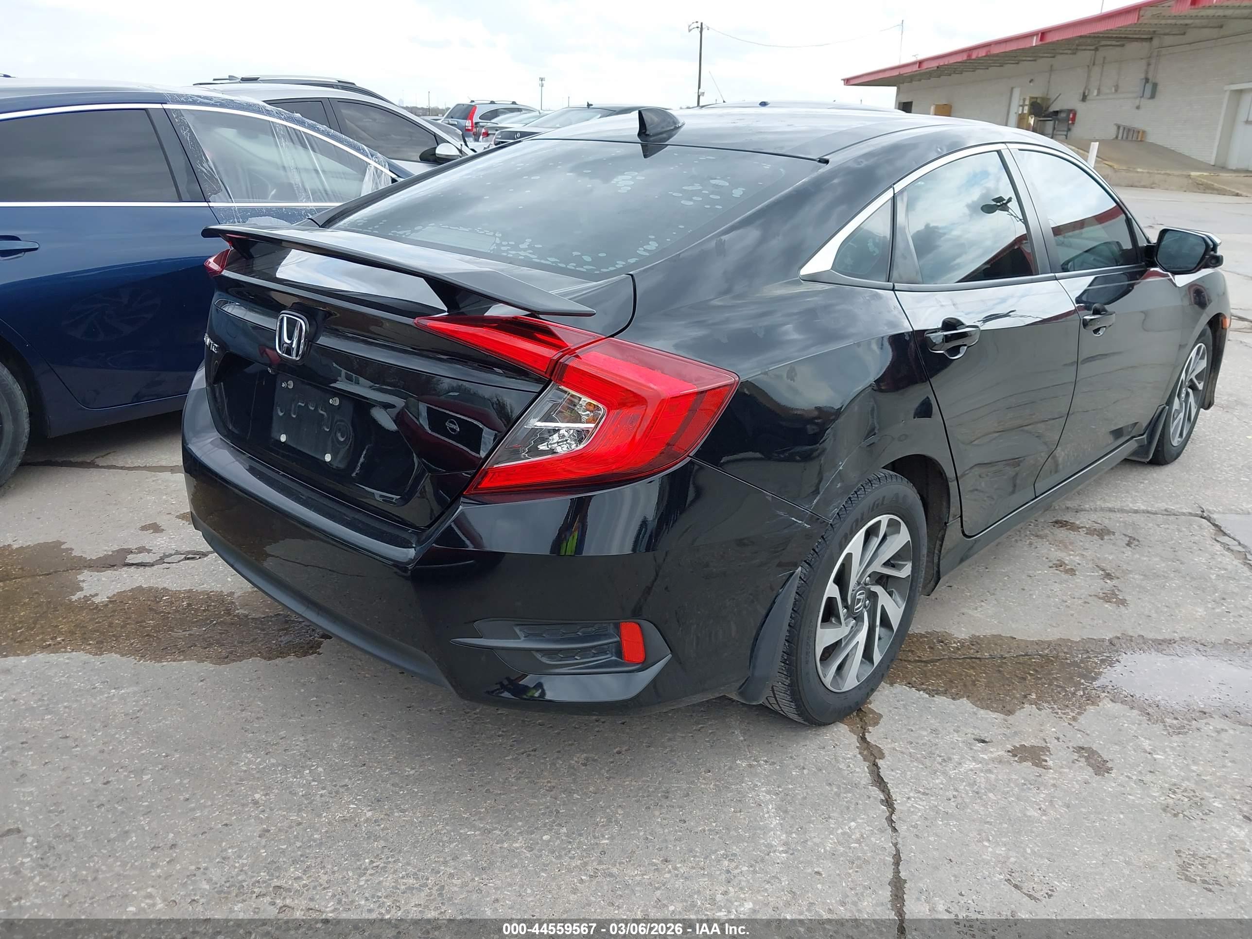 HONDA CIVIC image 4
