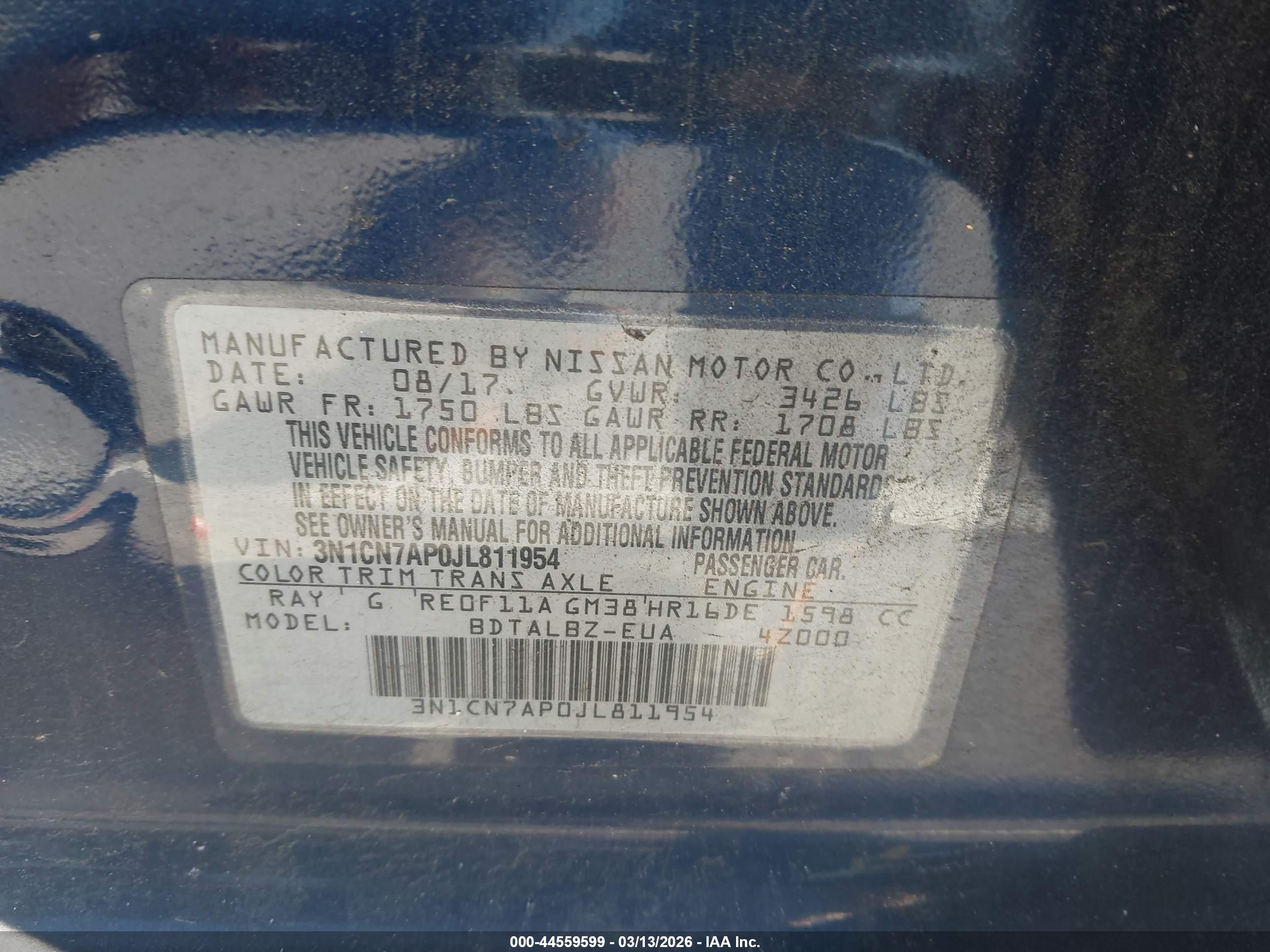 NISSAN VERSA image 9