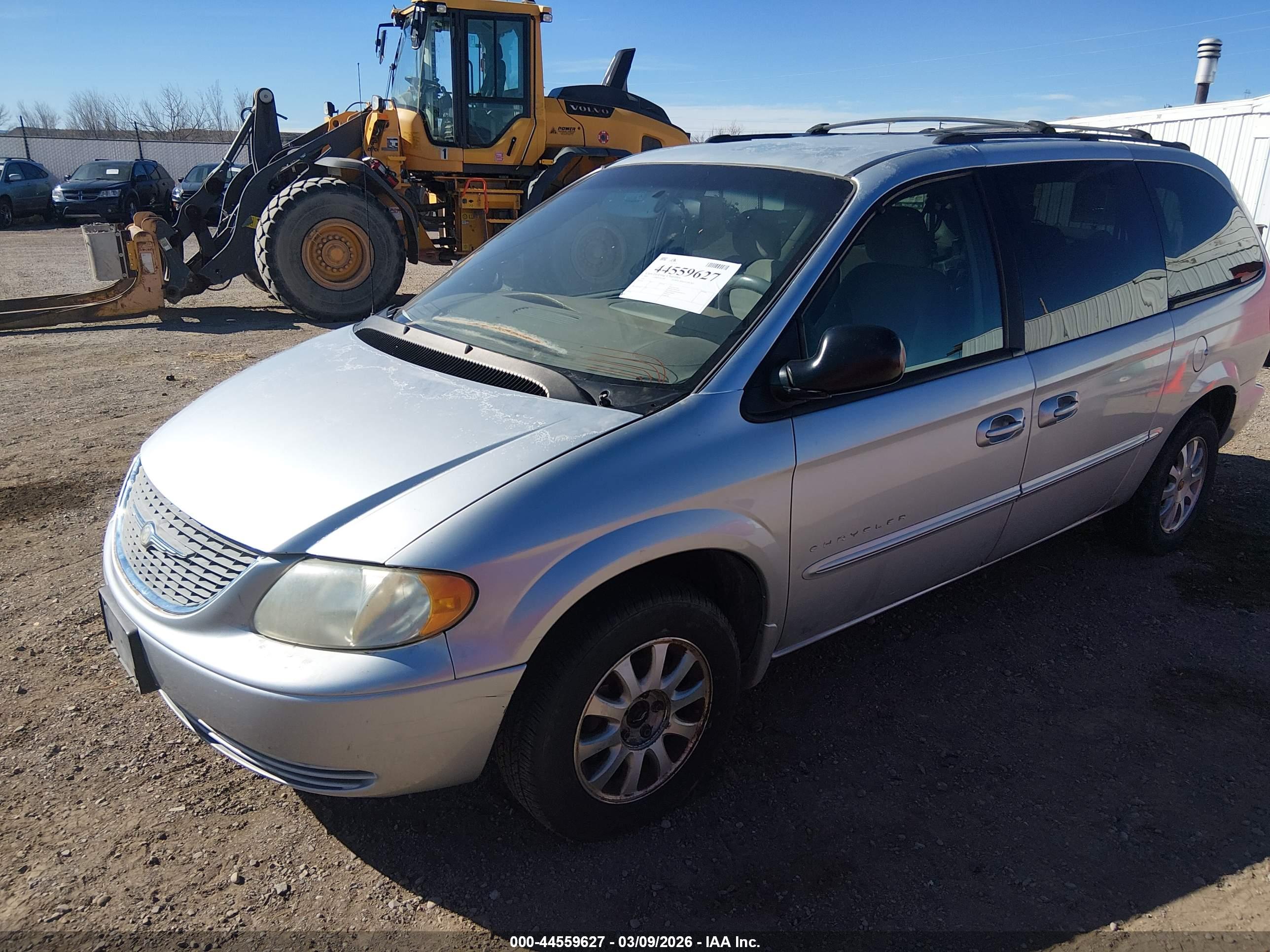 CHRYSLER TOWN image 2