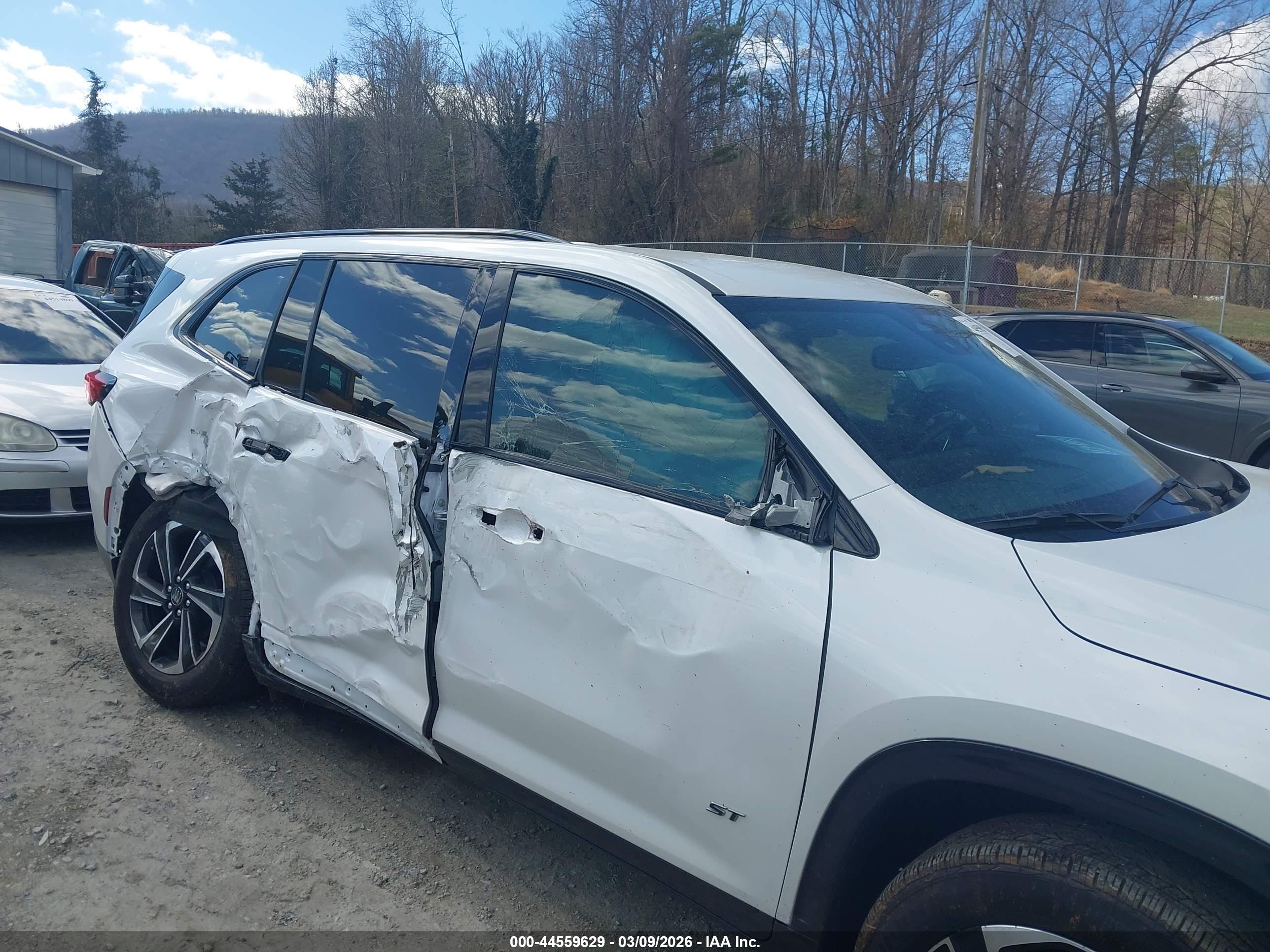 BUICK ENCLAVE image 6
