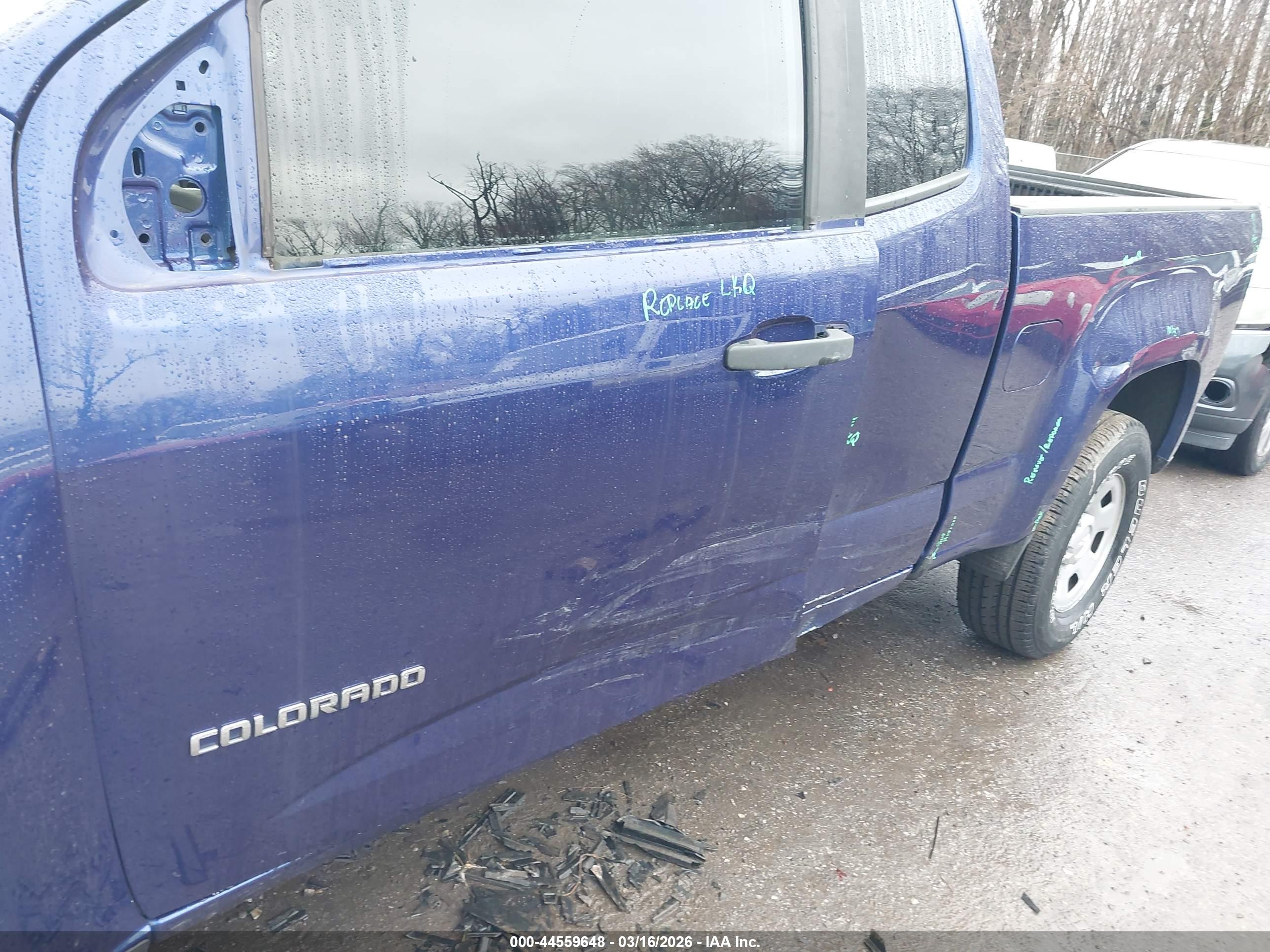 CHEVROLET COLORADO image 6