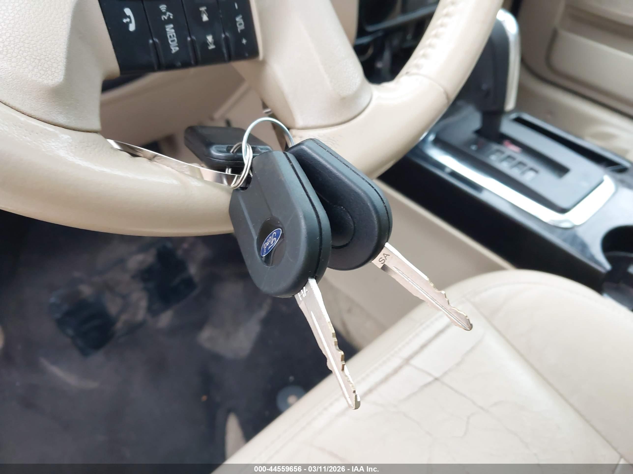 FORD ESCAPE image 11