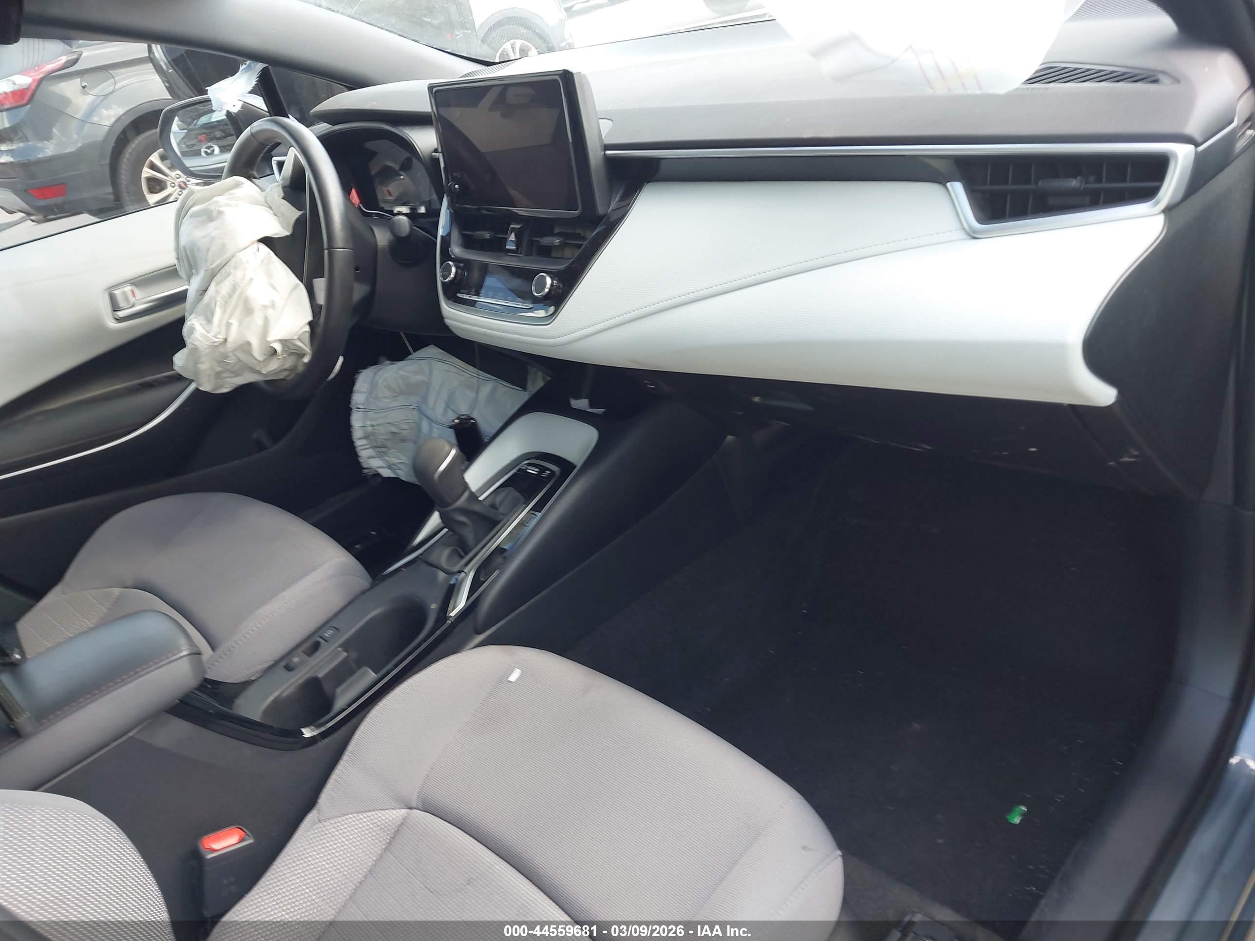 TOYOTA COROLLA image 5