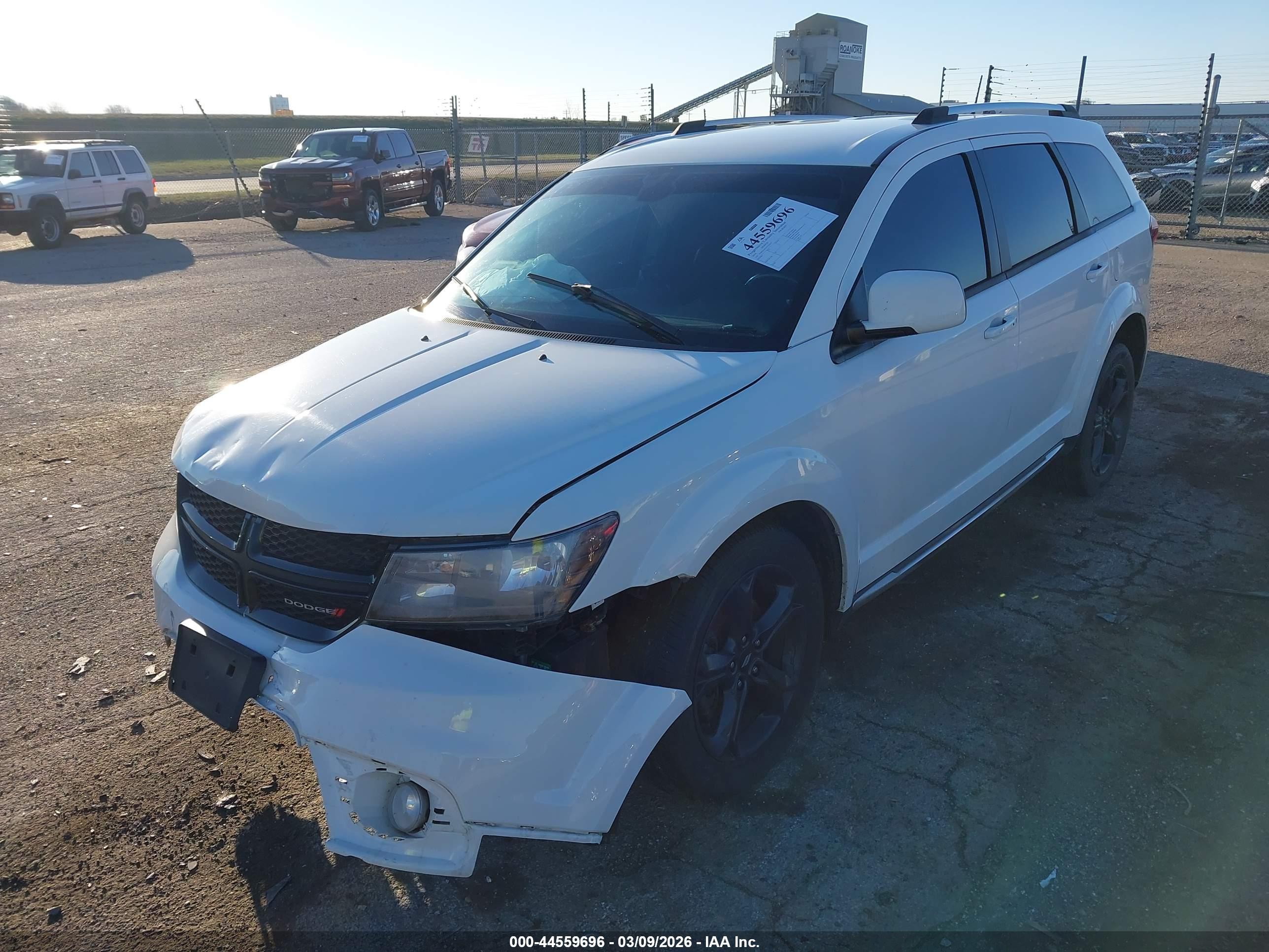 DODGE JOURNEY image 2
