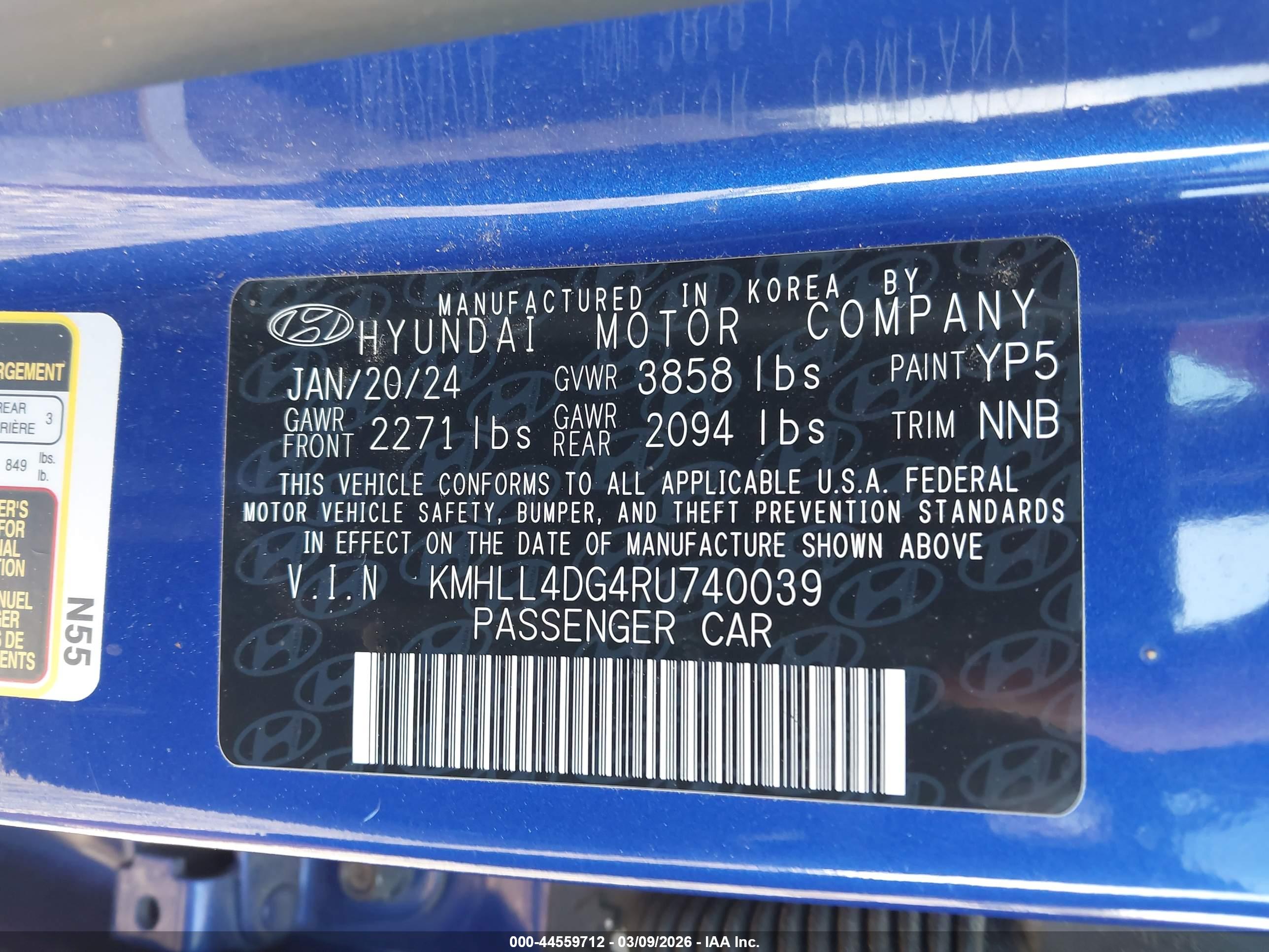 HYUNDAI ELANTRA image 9