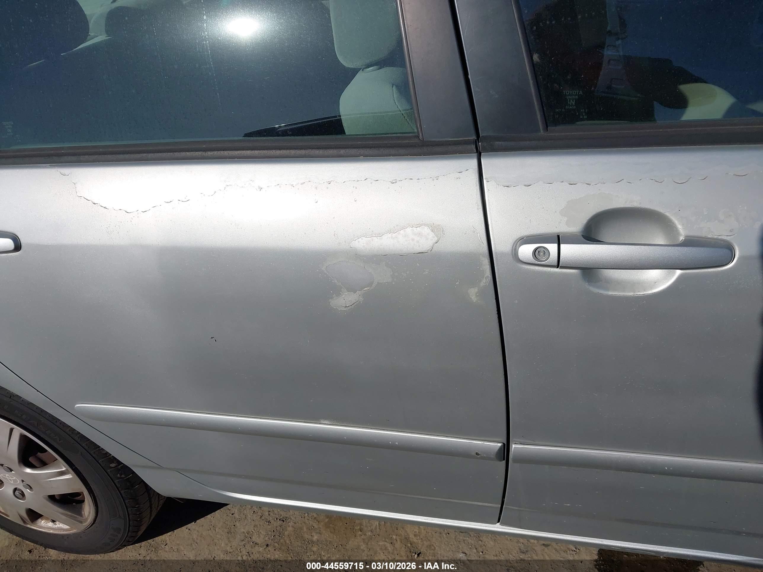 TOYOTA COROLLA image 6