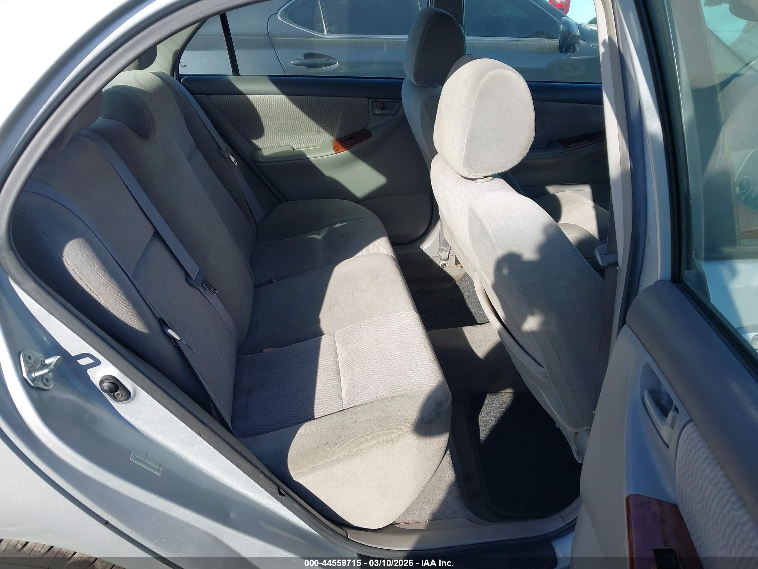 TOYOTA COROLLA image 8