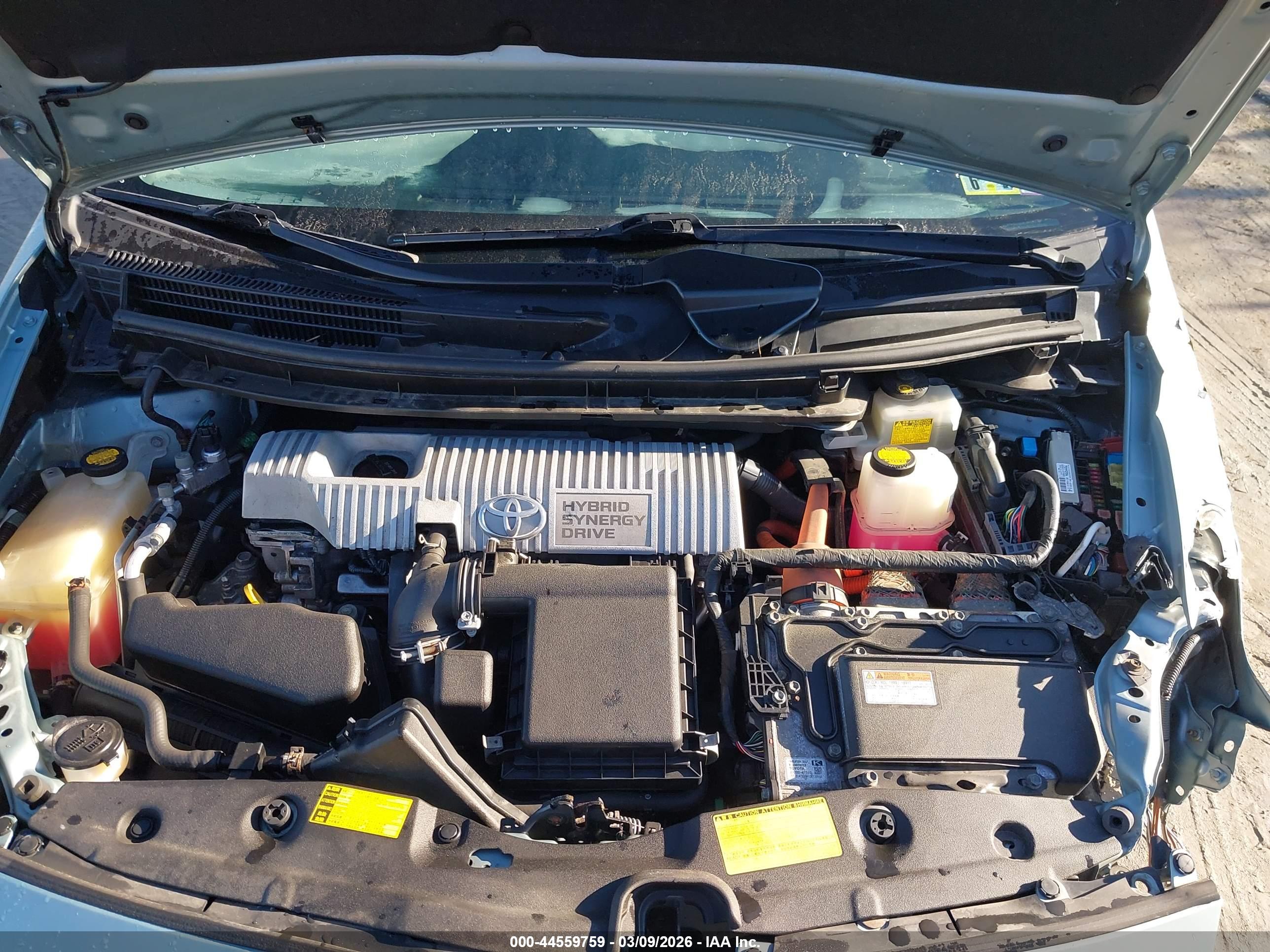 TOYOTA PRIUS image 10