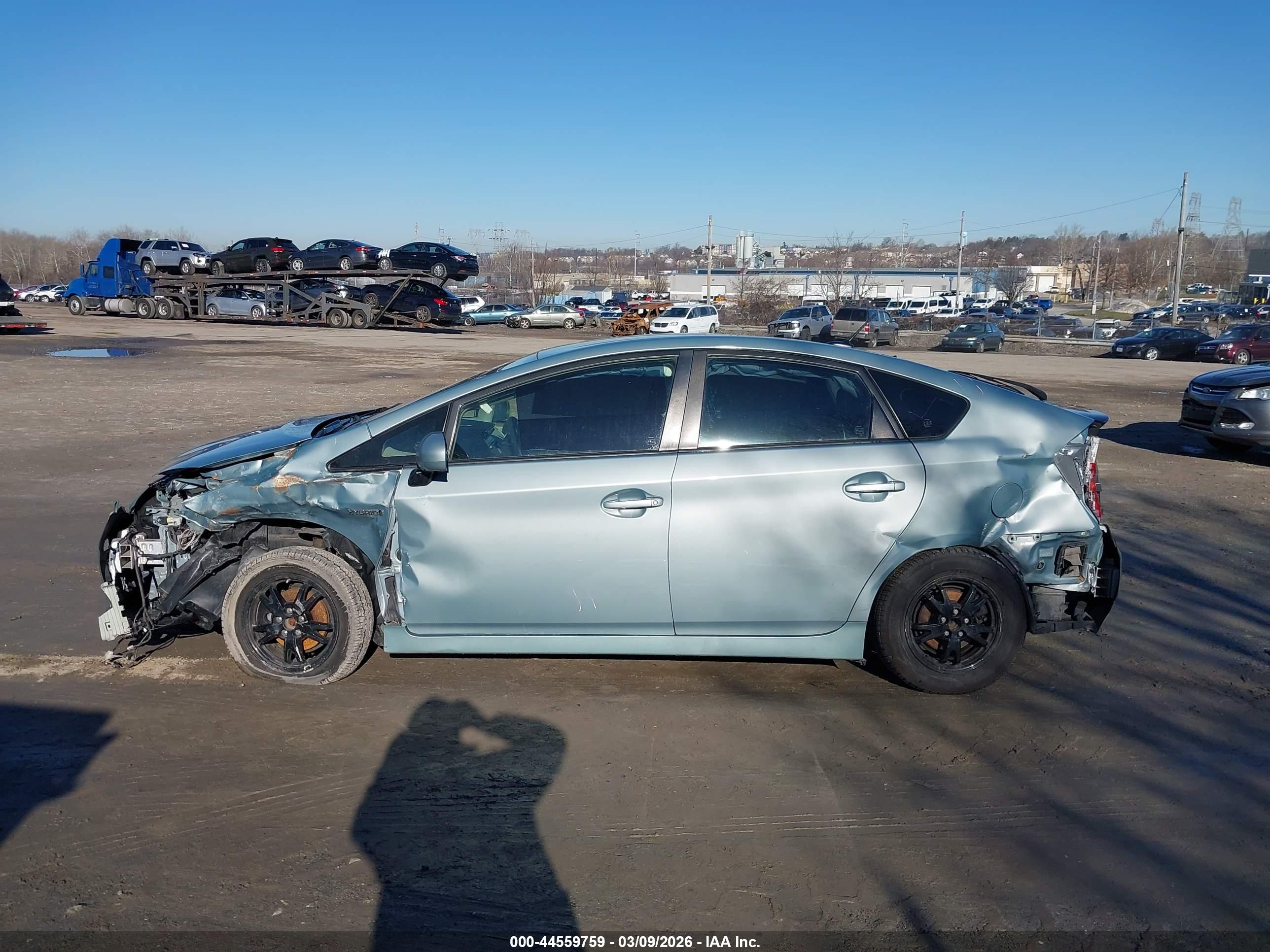 TOYOTA PRIUS image 6
