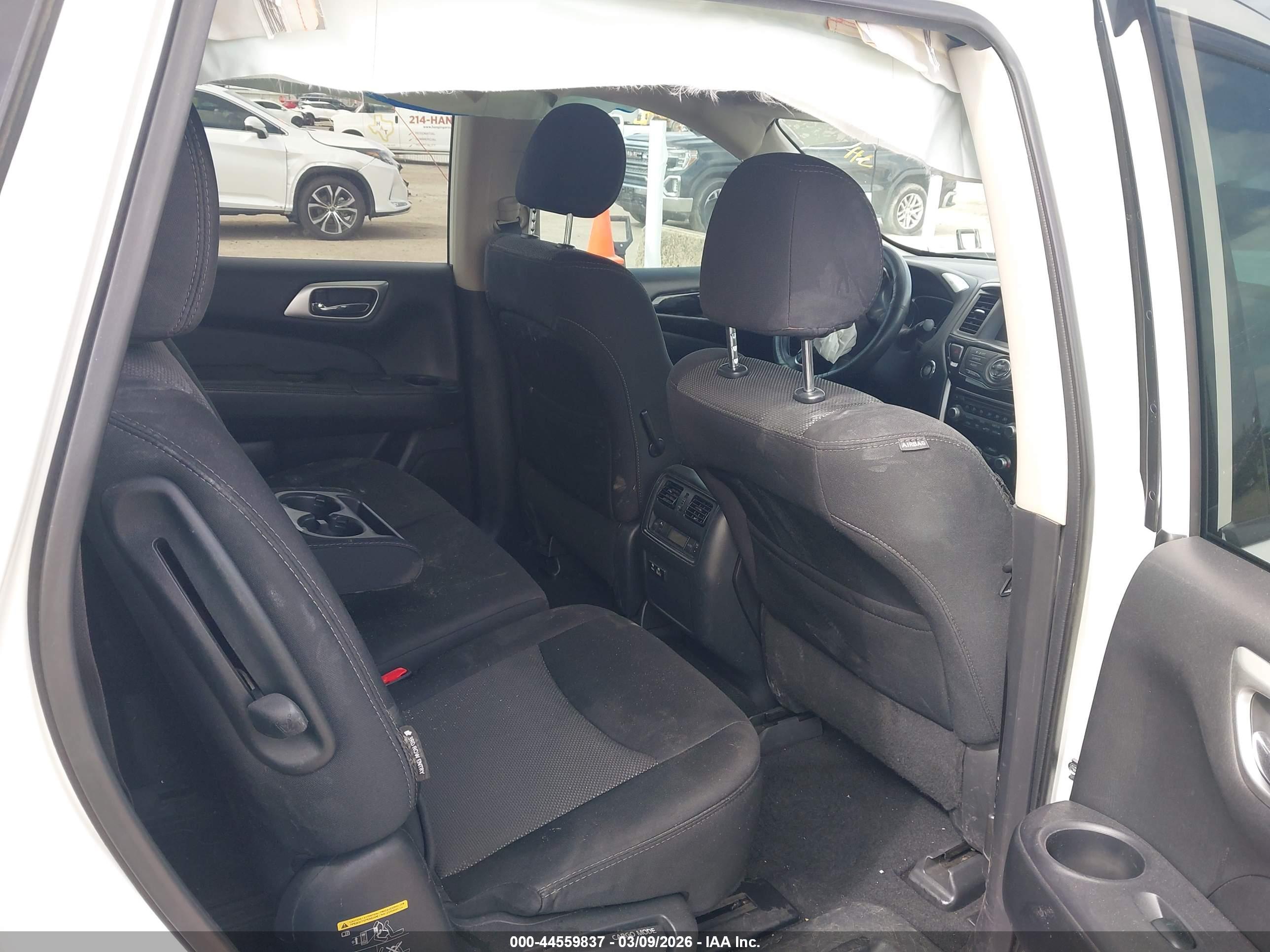 NISSAN PATHFINDER image 8