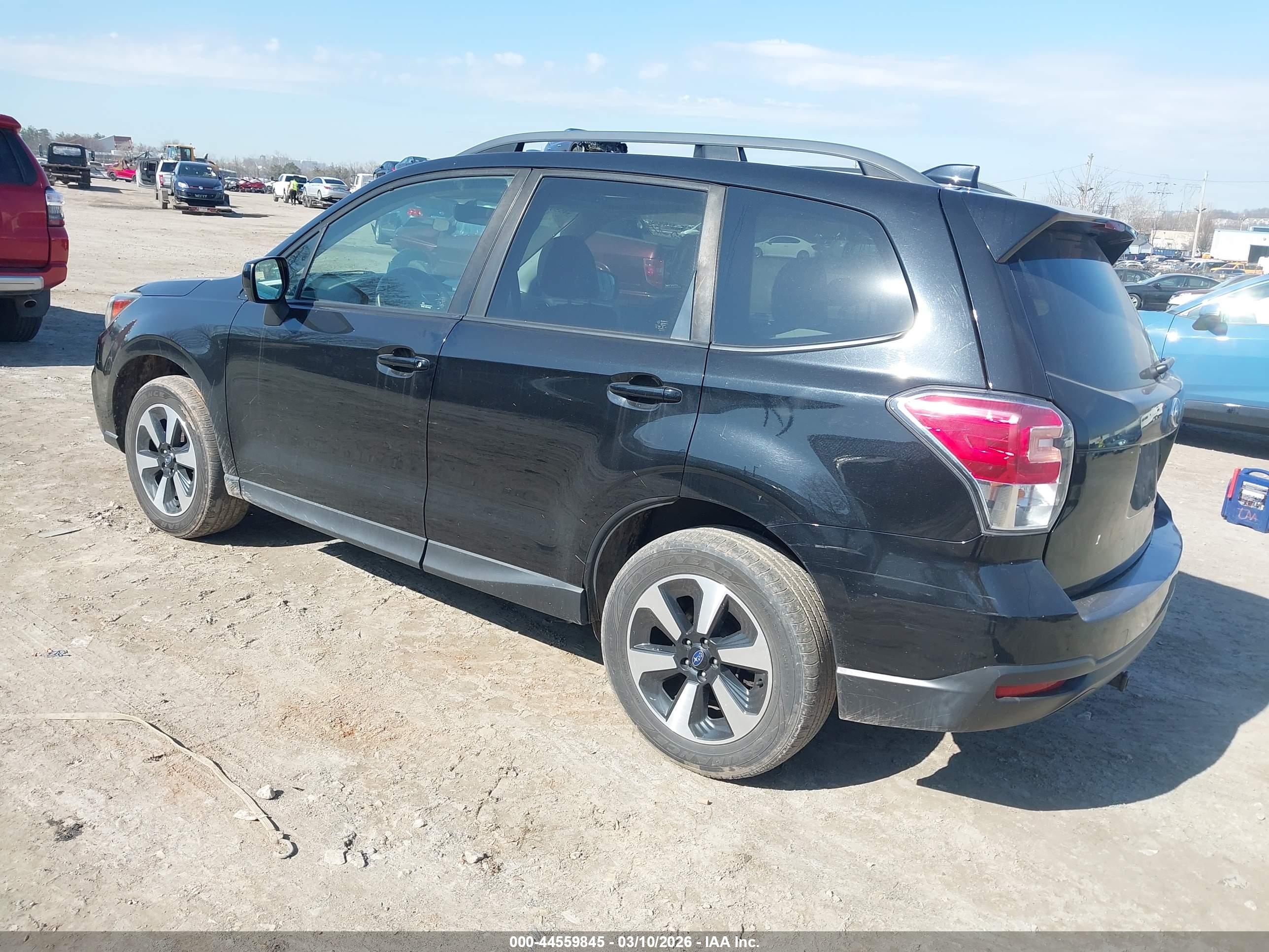 SUBARU FORESTER image 3