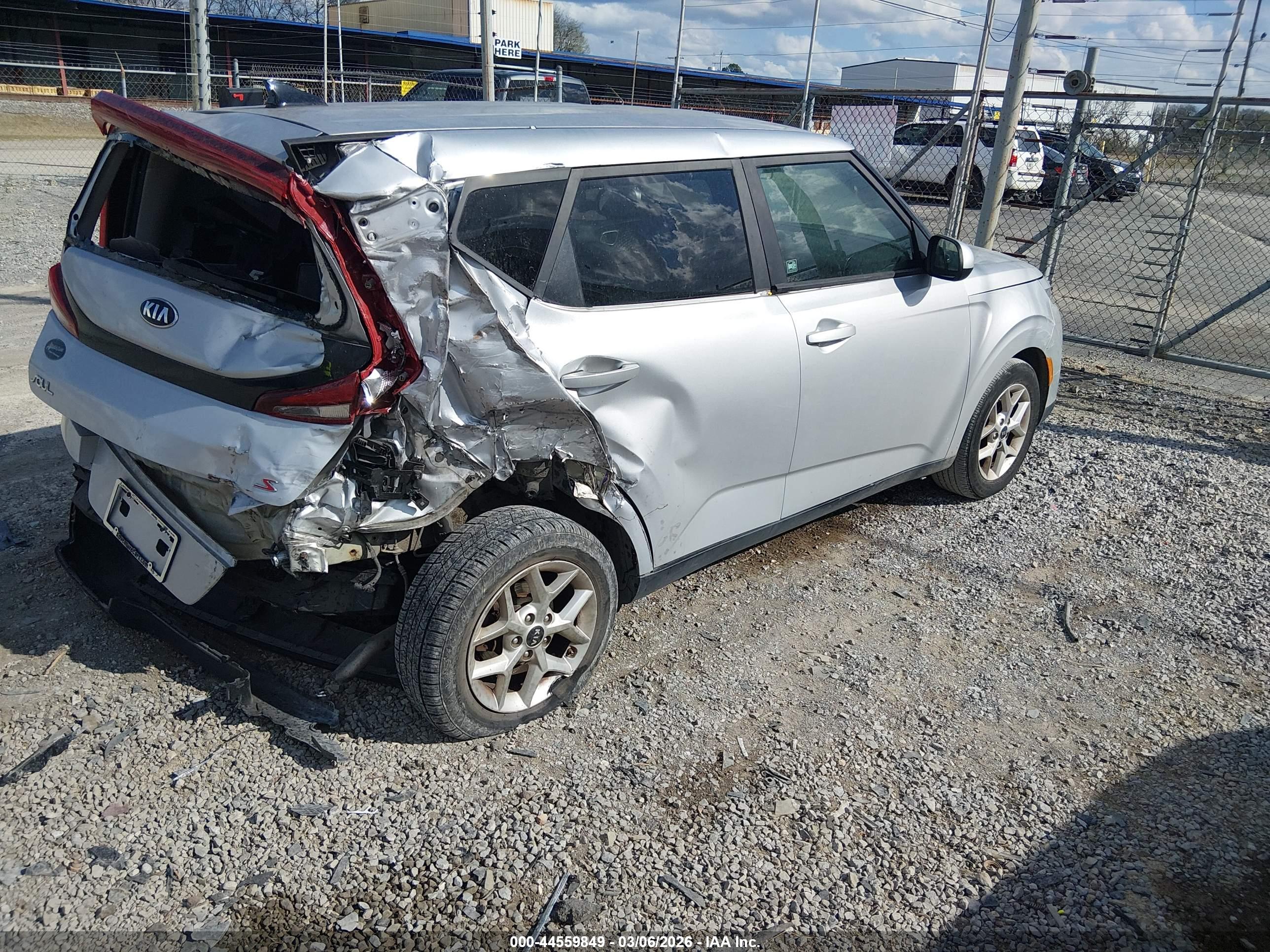 KIA SOUL image 4