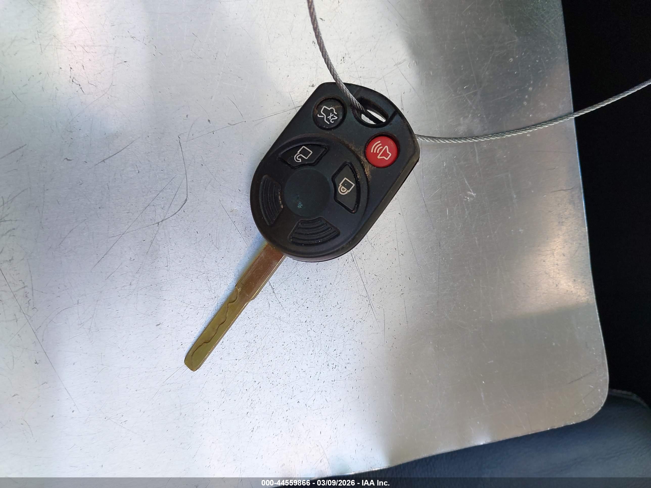 FORD ESCAPE image 11