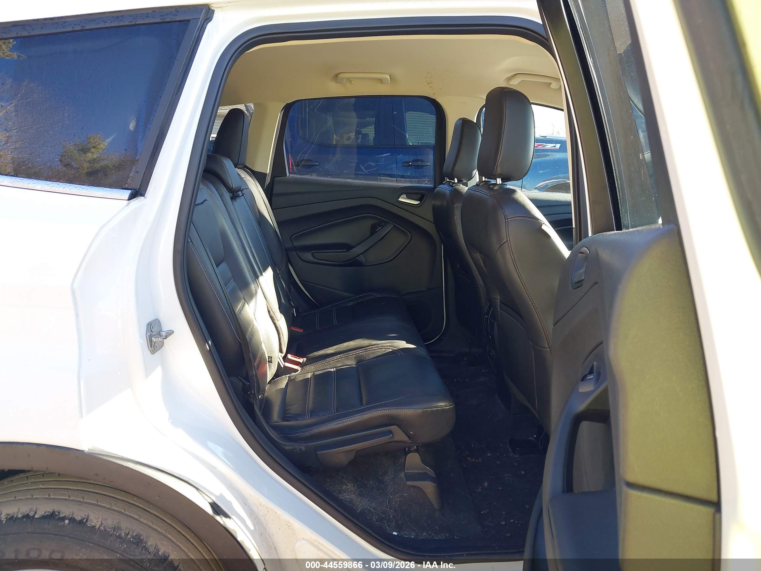 FORD ESCAPE image 8