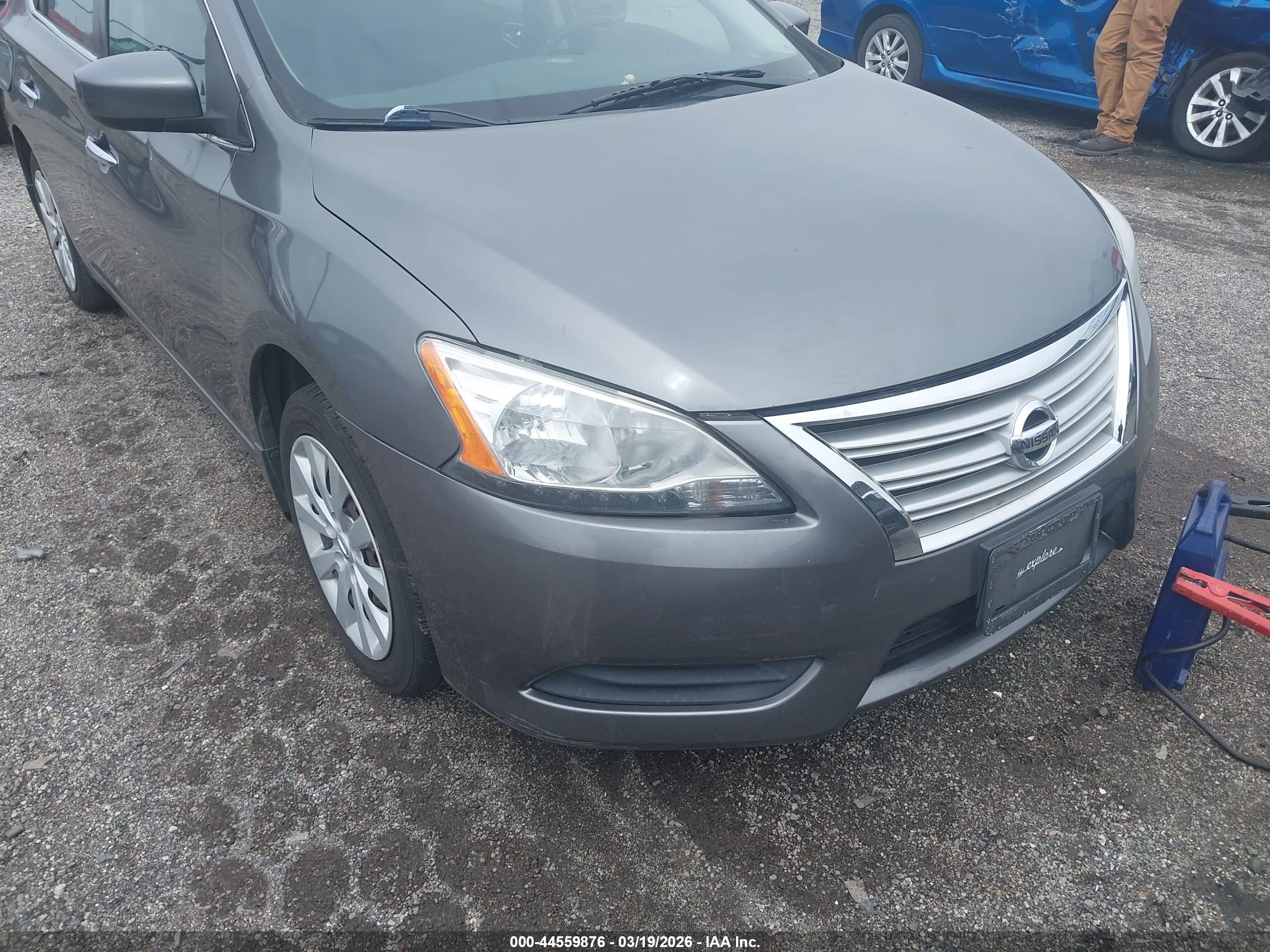 NISSAN SENTRA image 6
