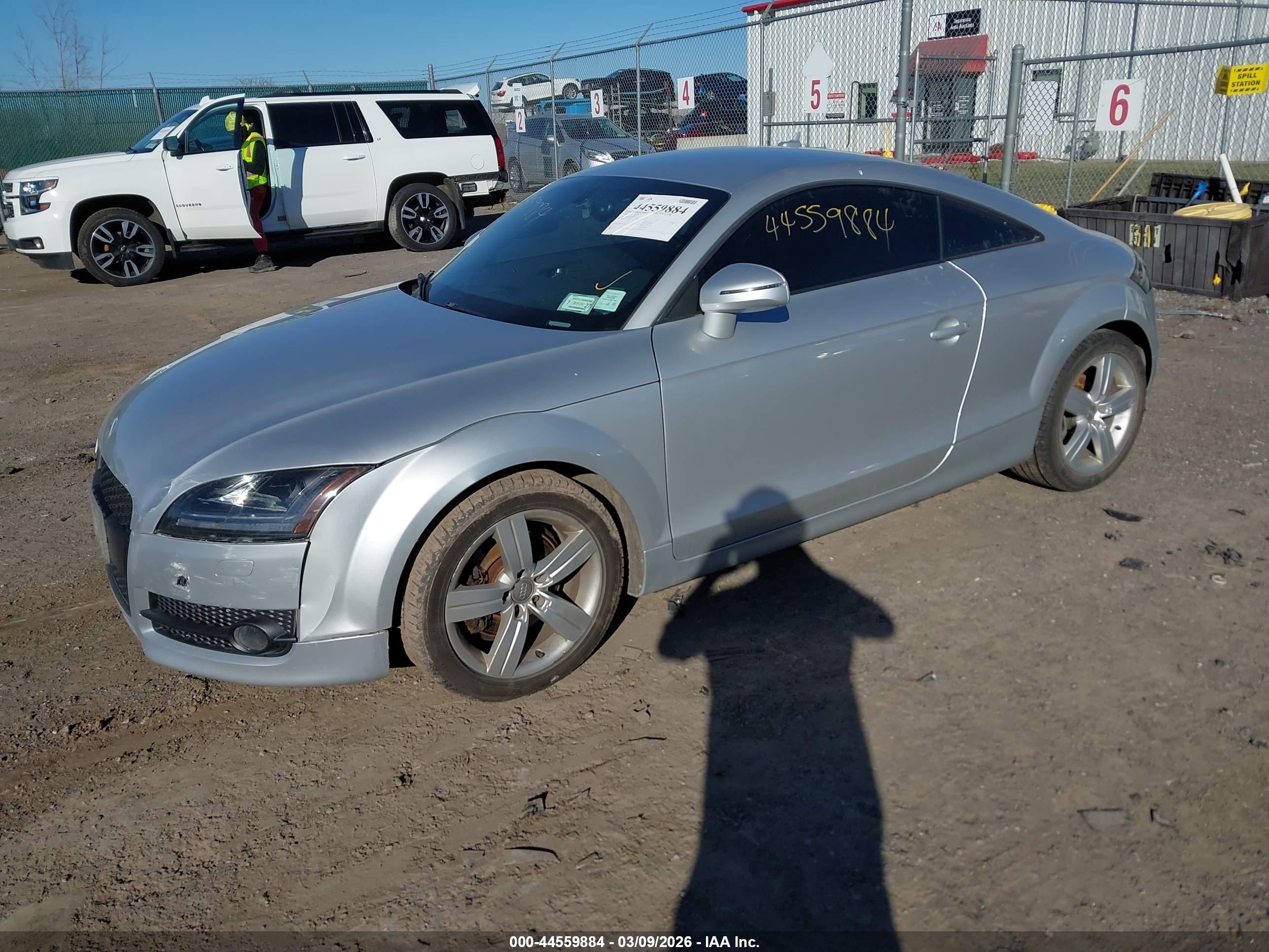 AUDI TT image 2
