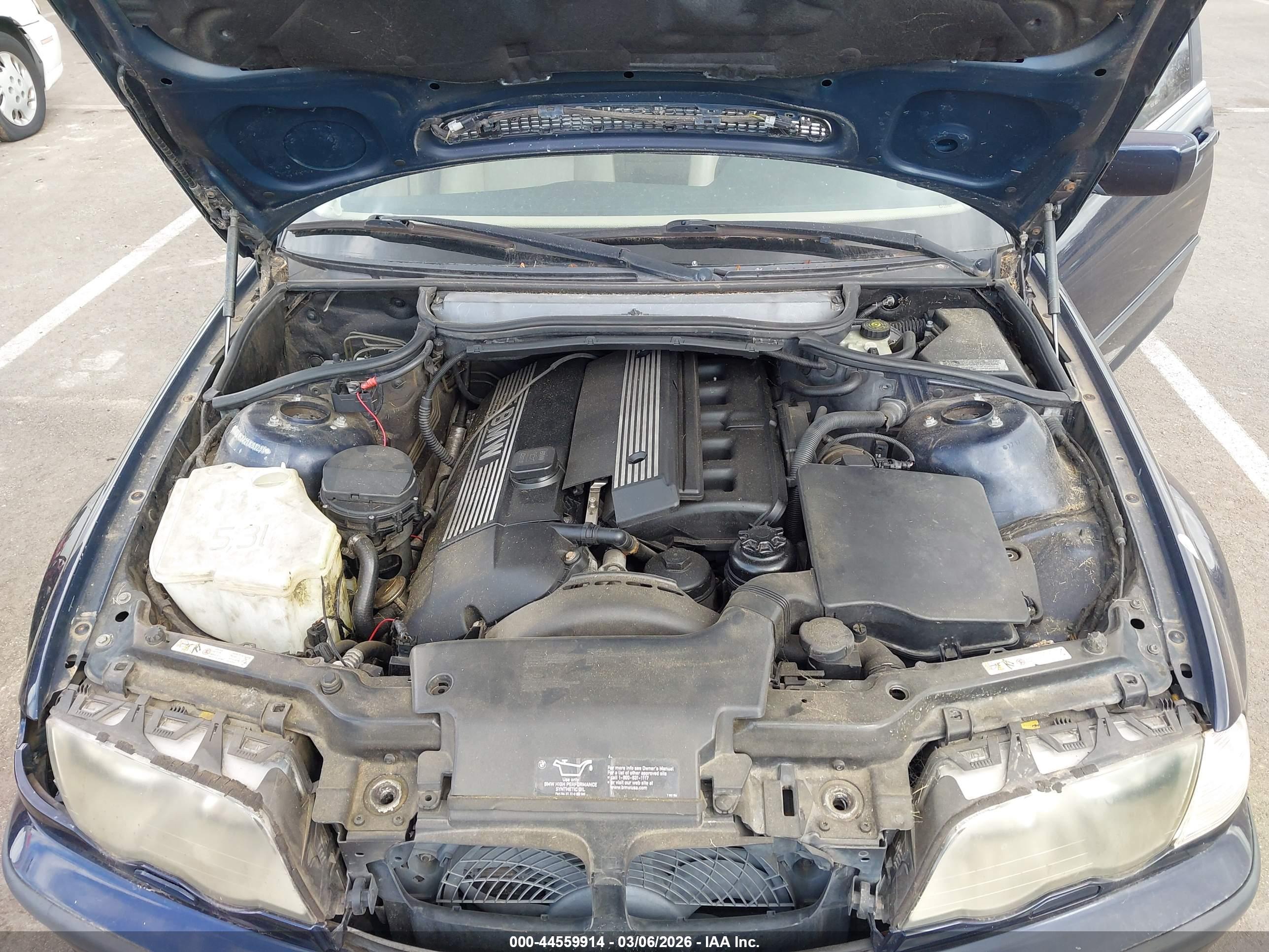 BMW 330I image 10