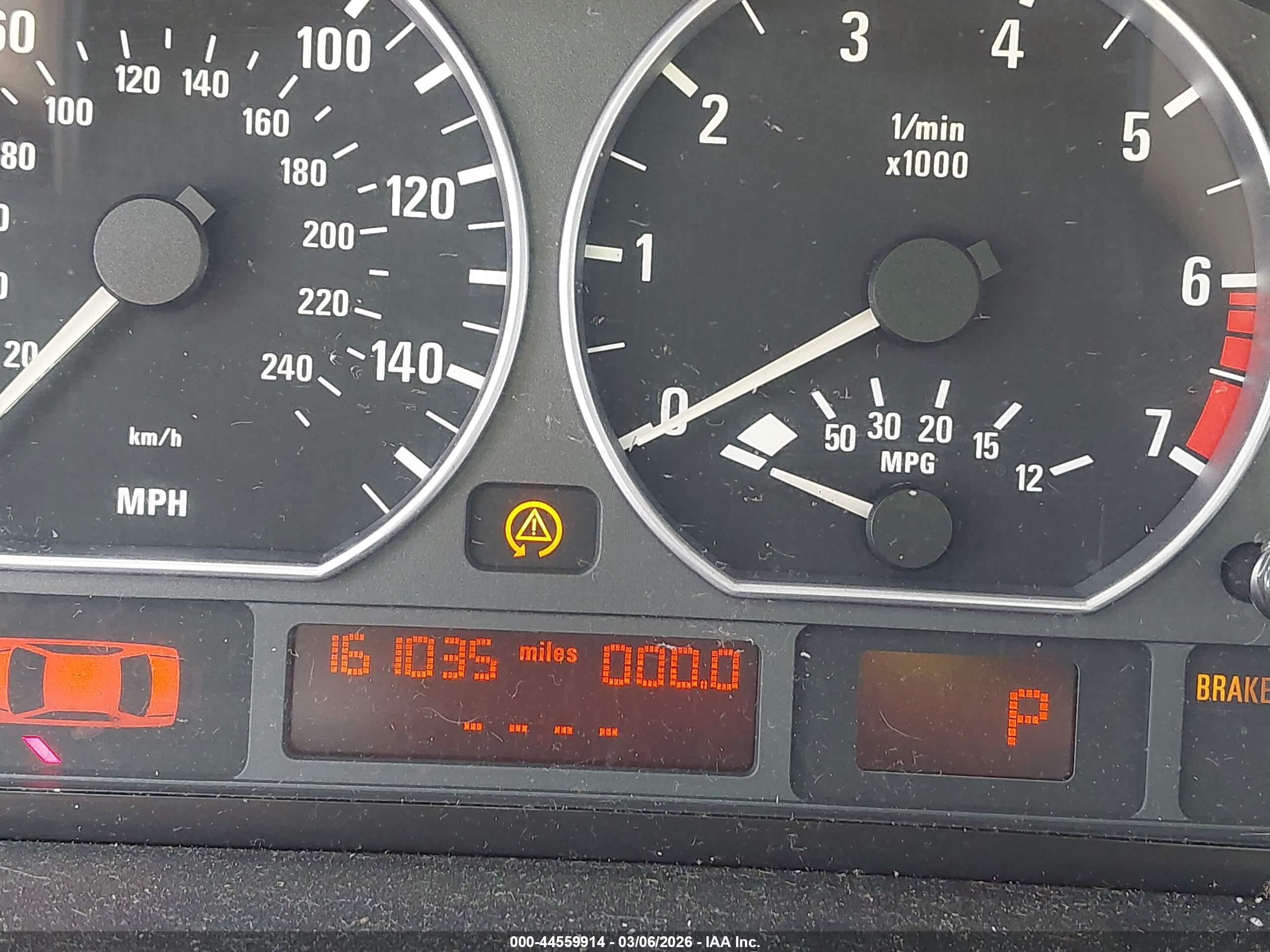 BMW 330I image 7