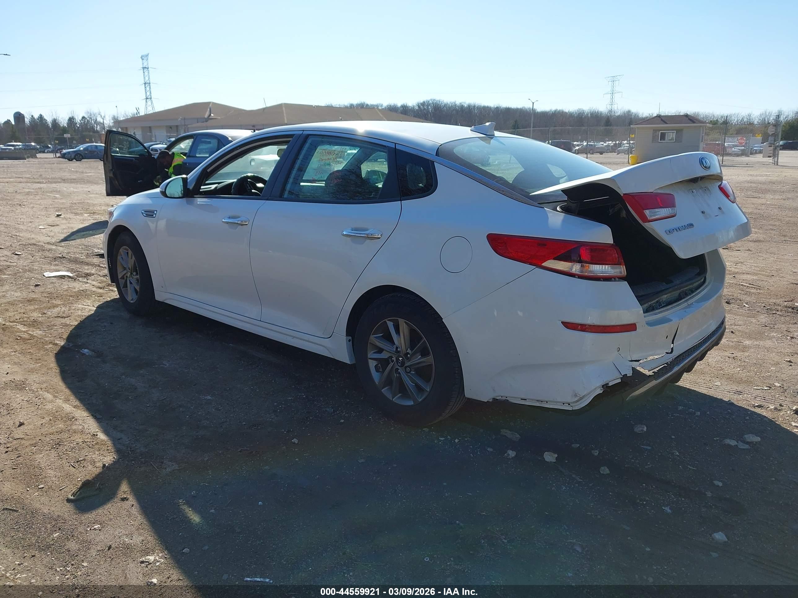KIA OPTIMA image 3