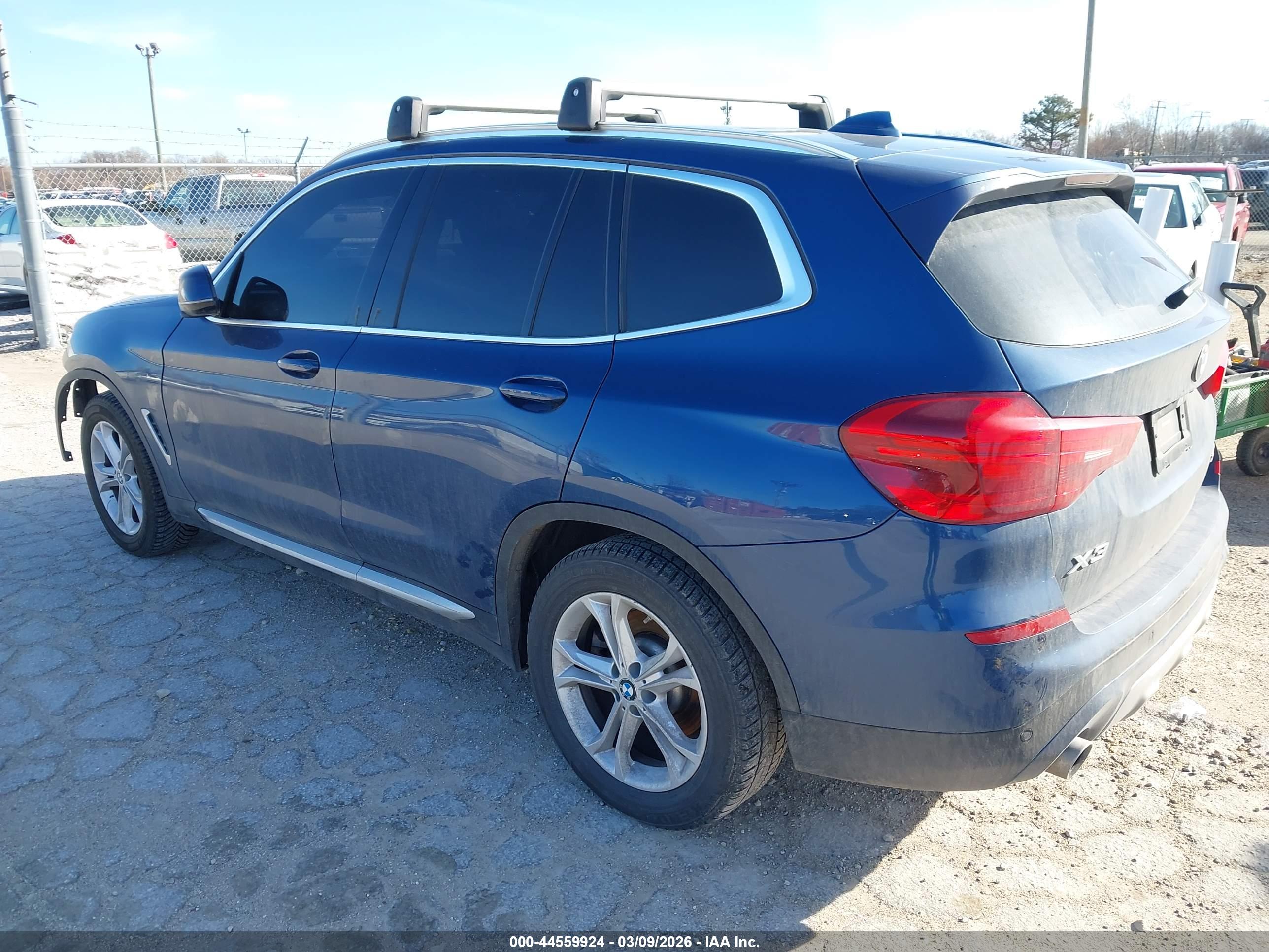 BMW X3 image 3