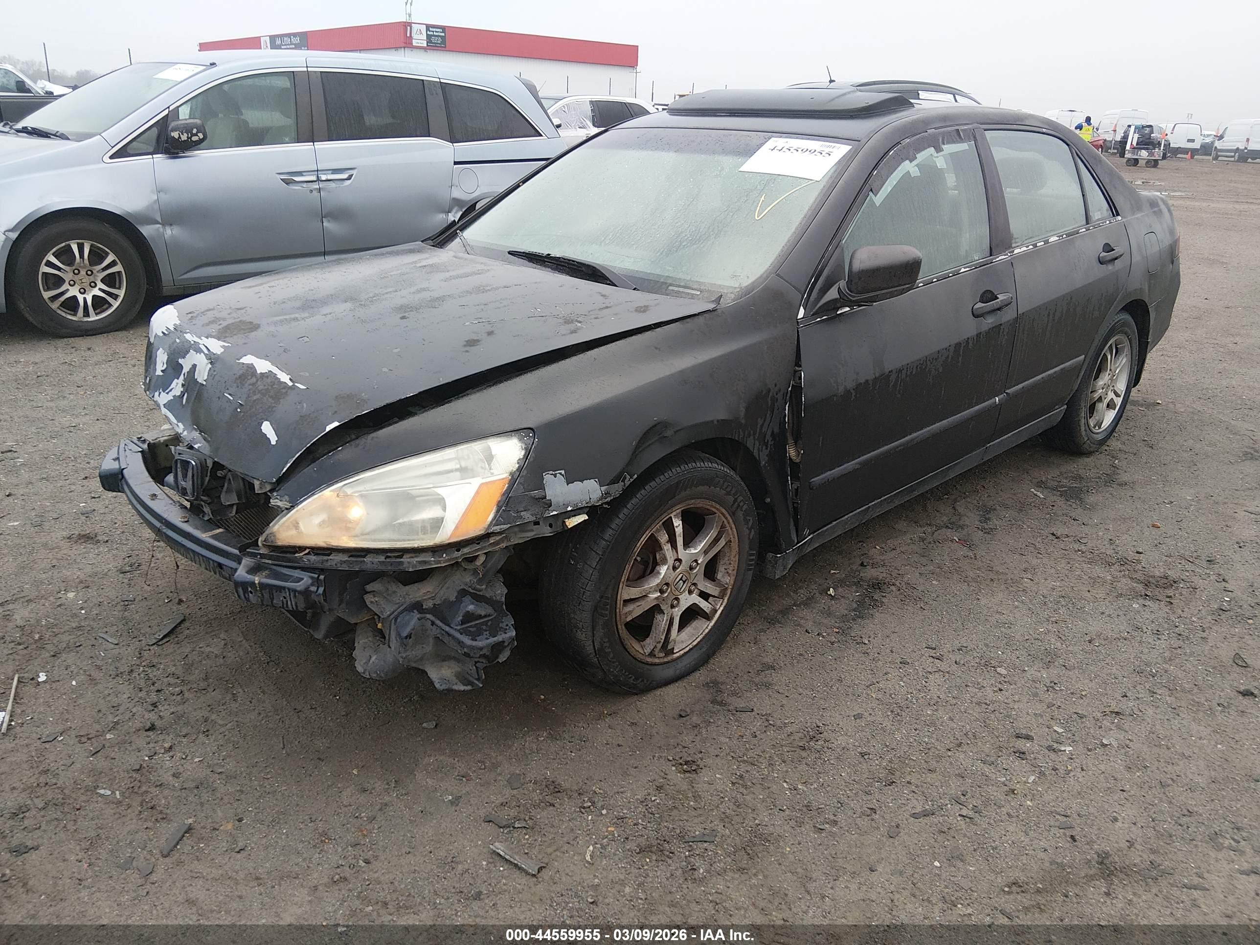 HONDA ACCORD image 2