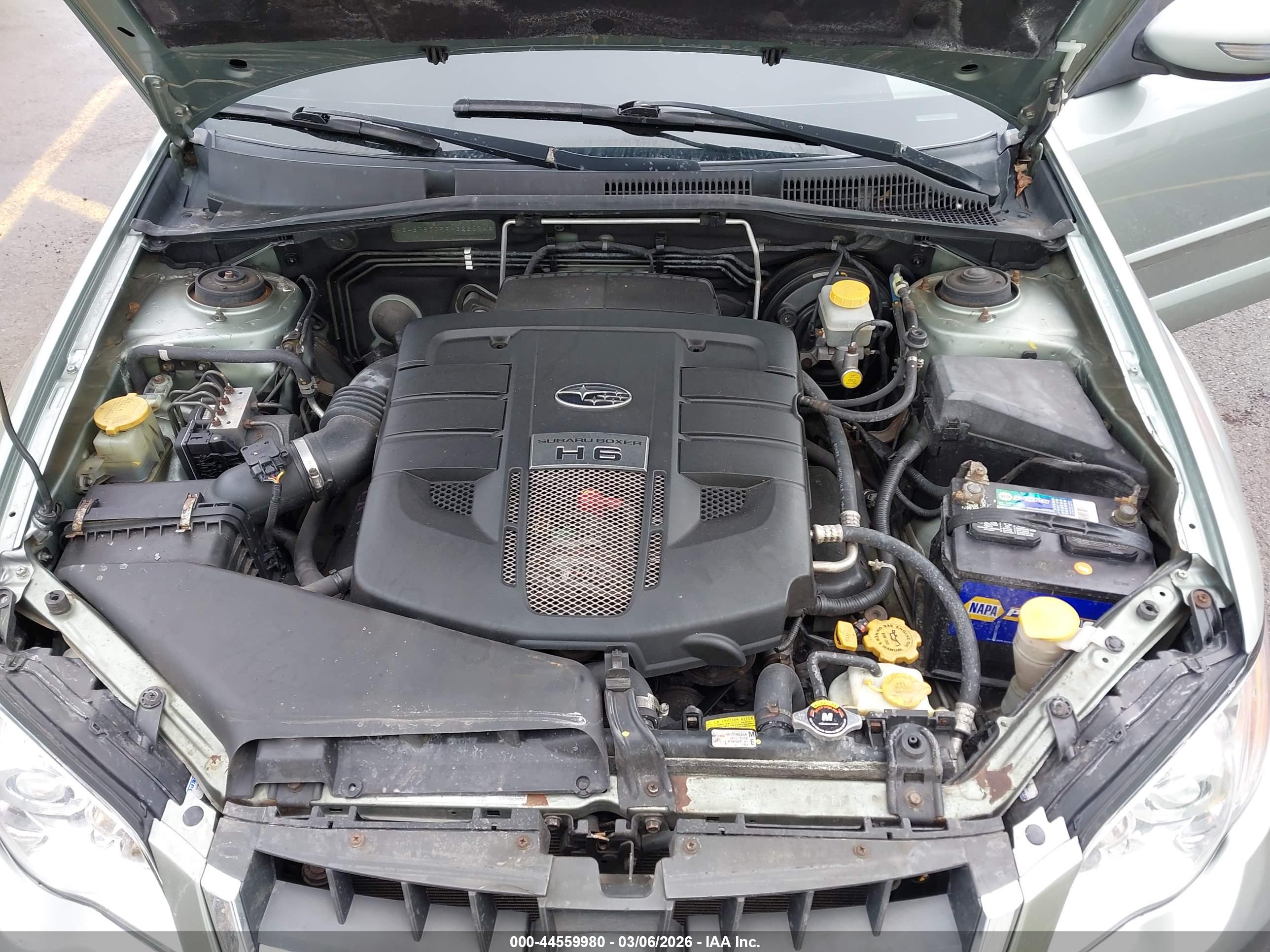 SUBARU OUTBACK image 10