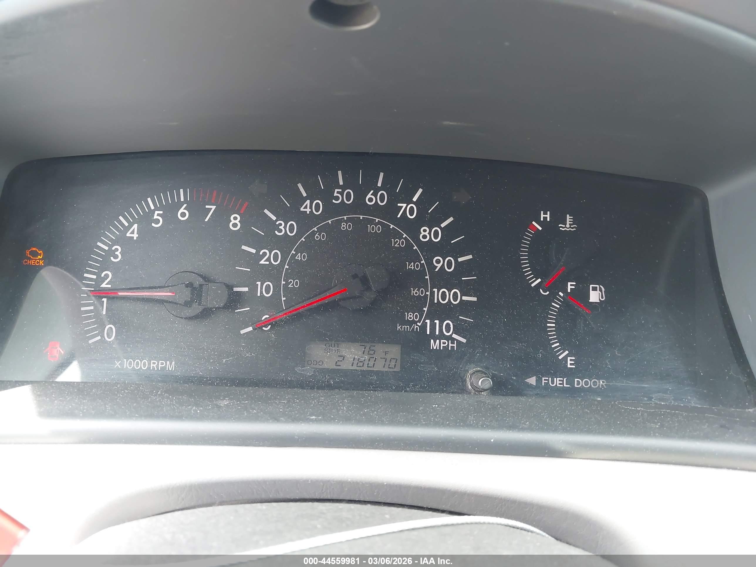 TOYOTA COROLLA image 7