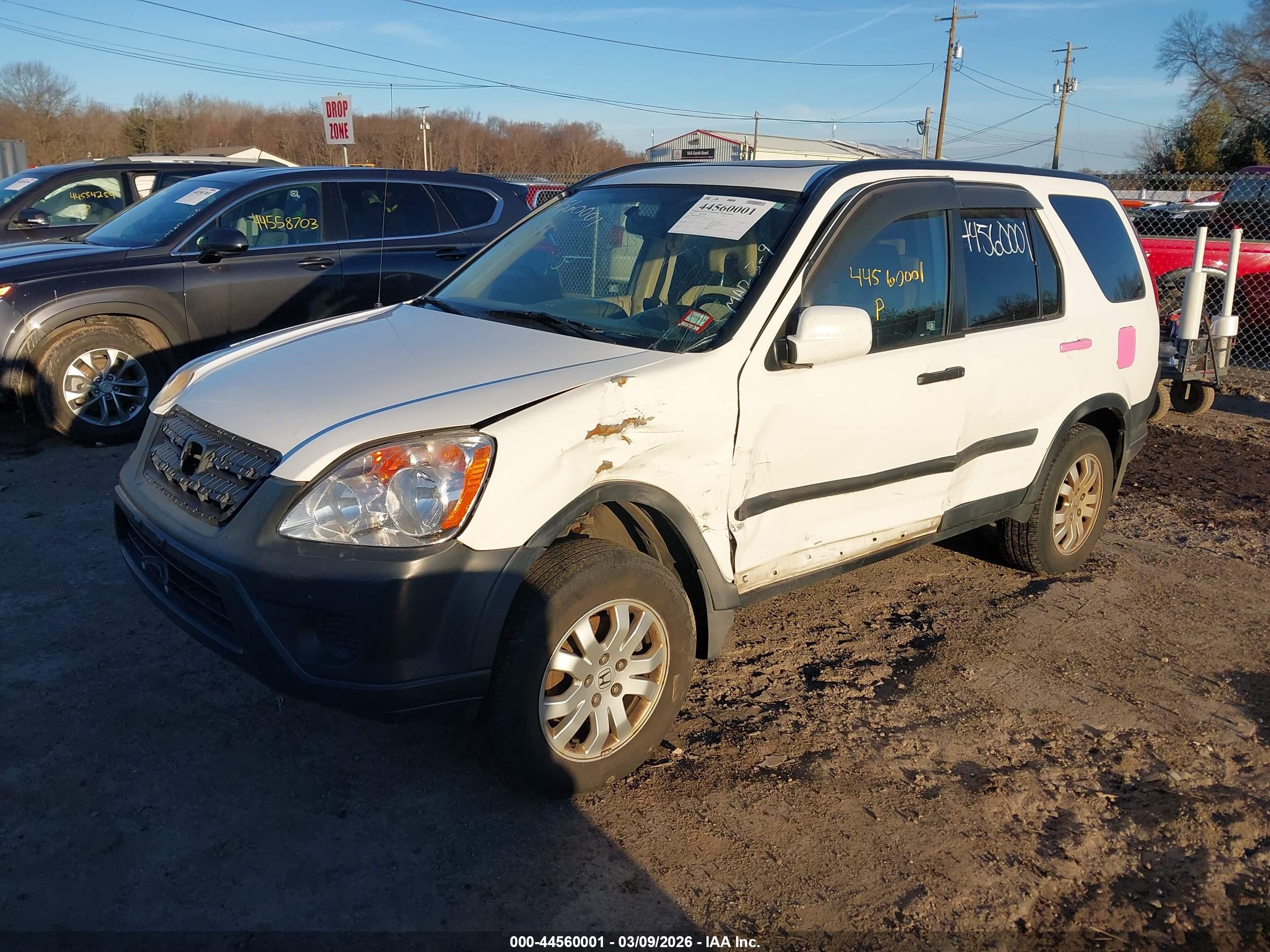 HONDA CR-V image 2