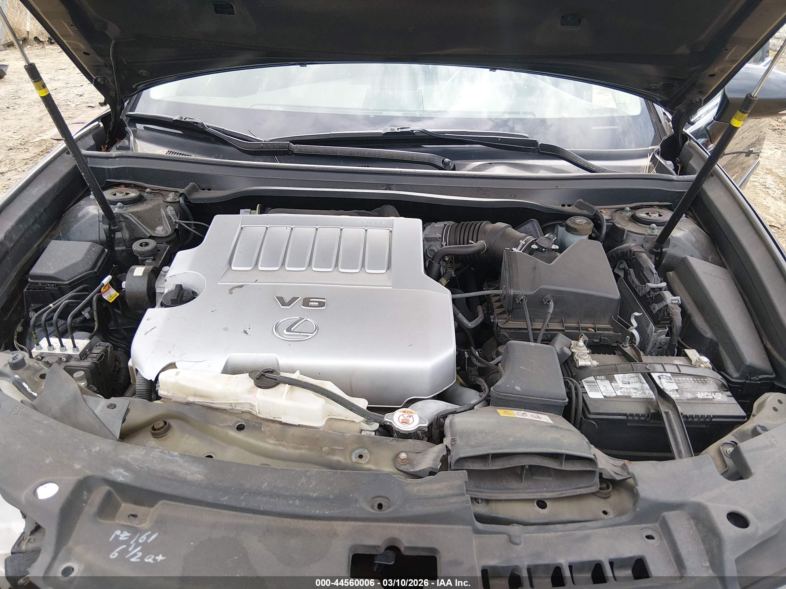 LEXUS ES image 10
