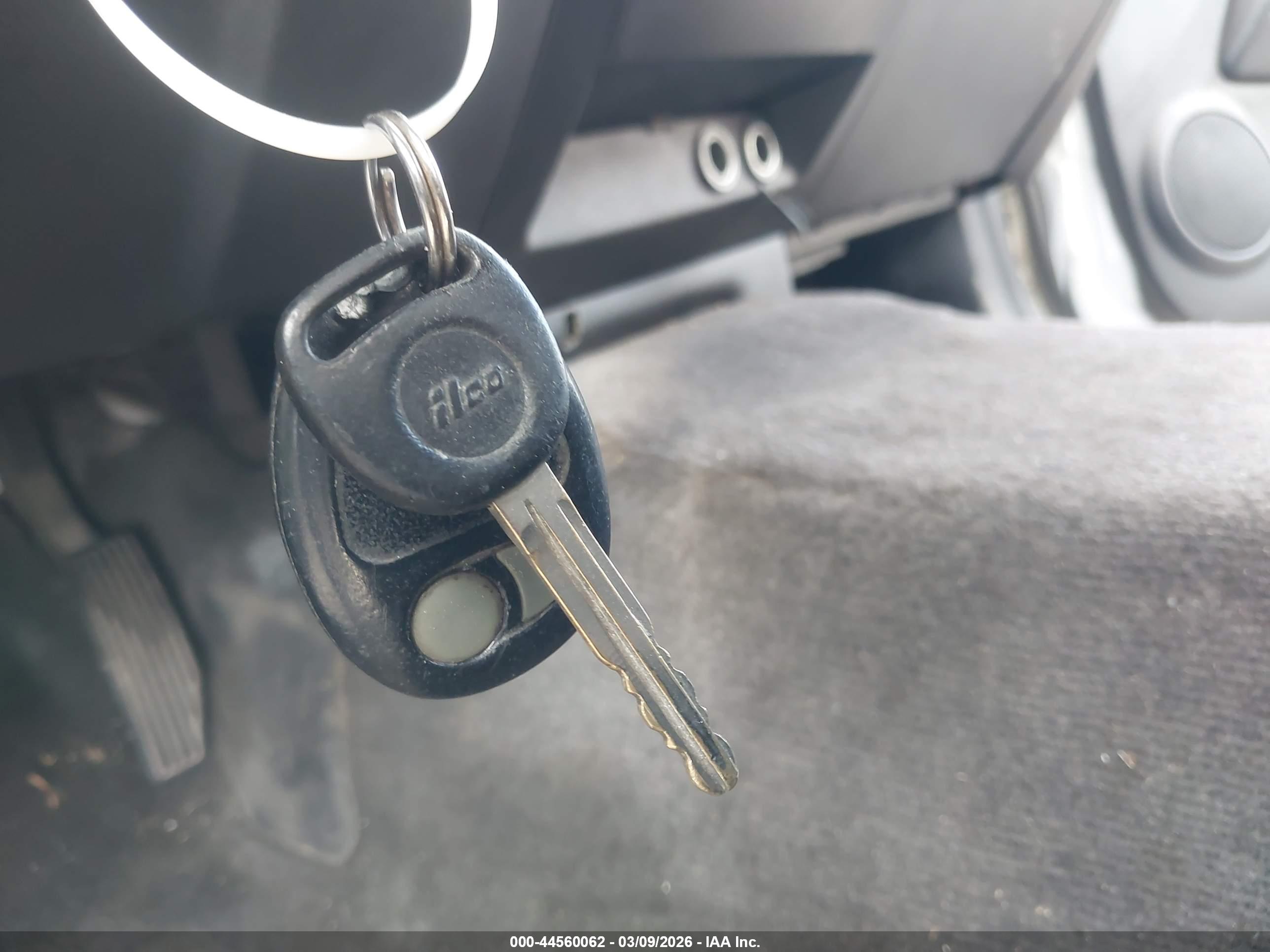 GMC CANYON image 11