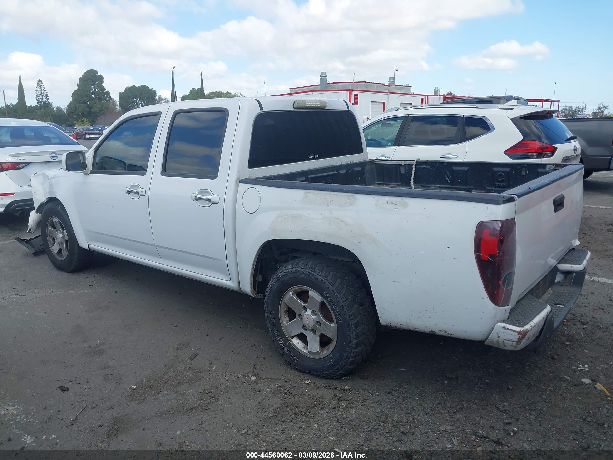 GMC CANYON image 3