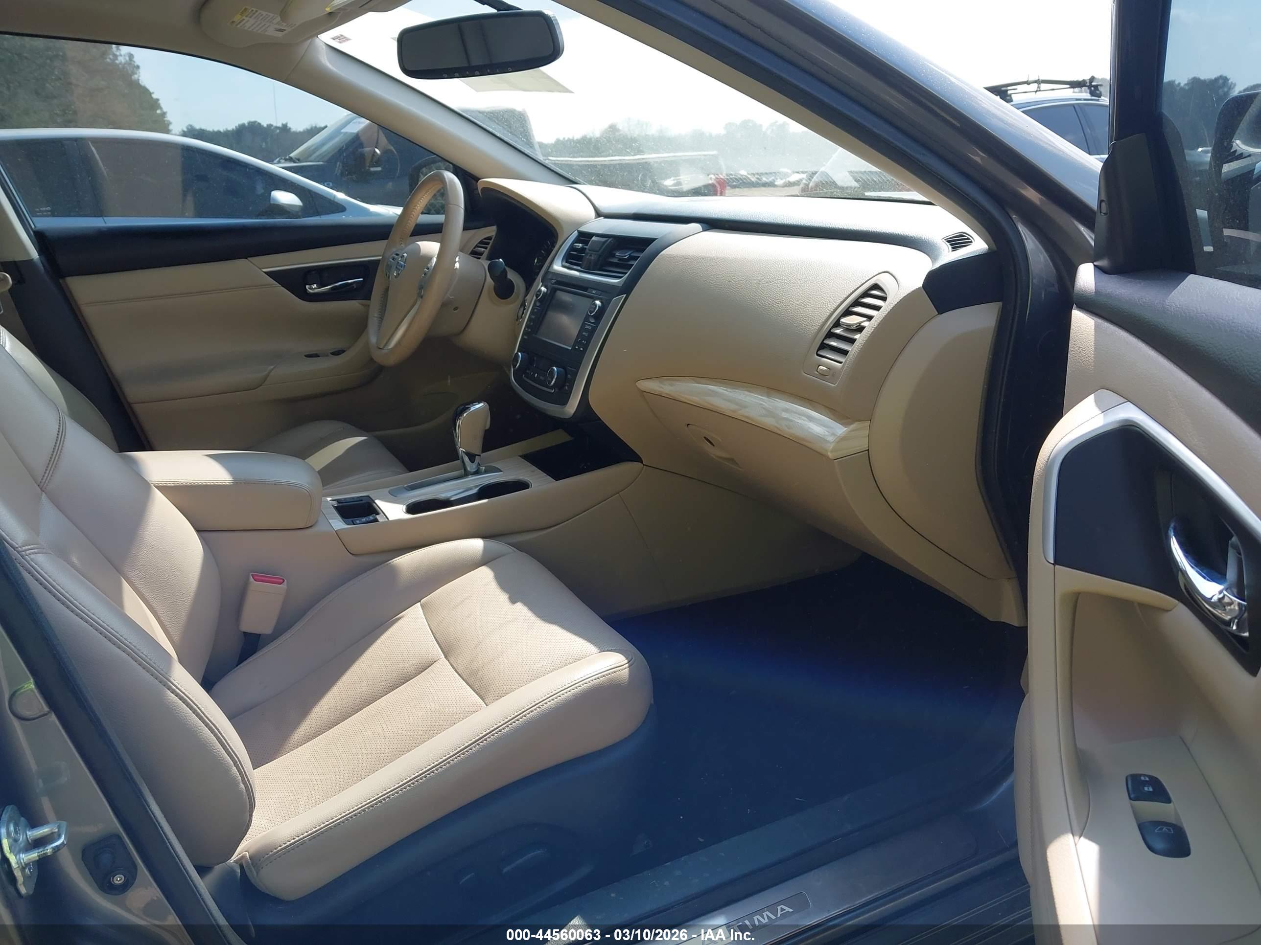 NISSAN ALTIMA image 5