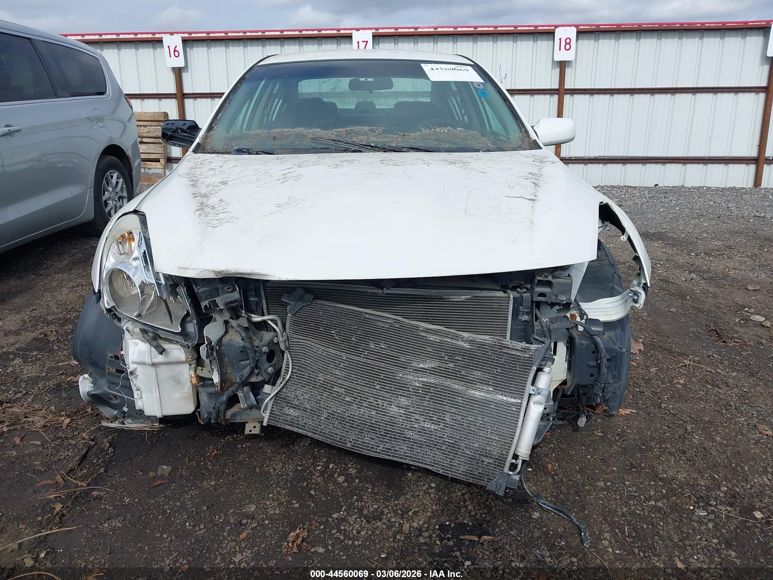 NISSAN ALTIMA image 6