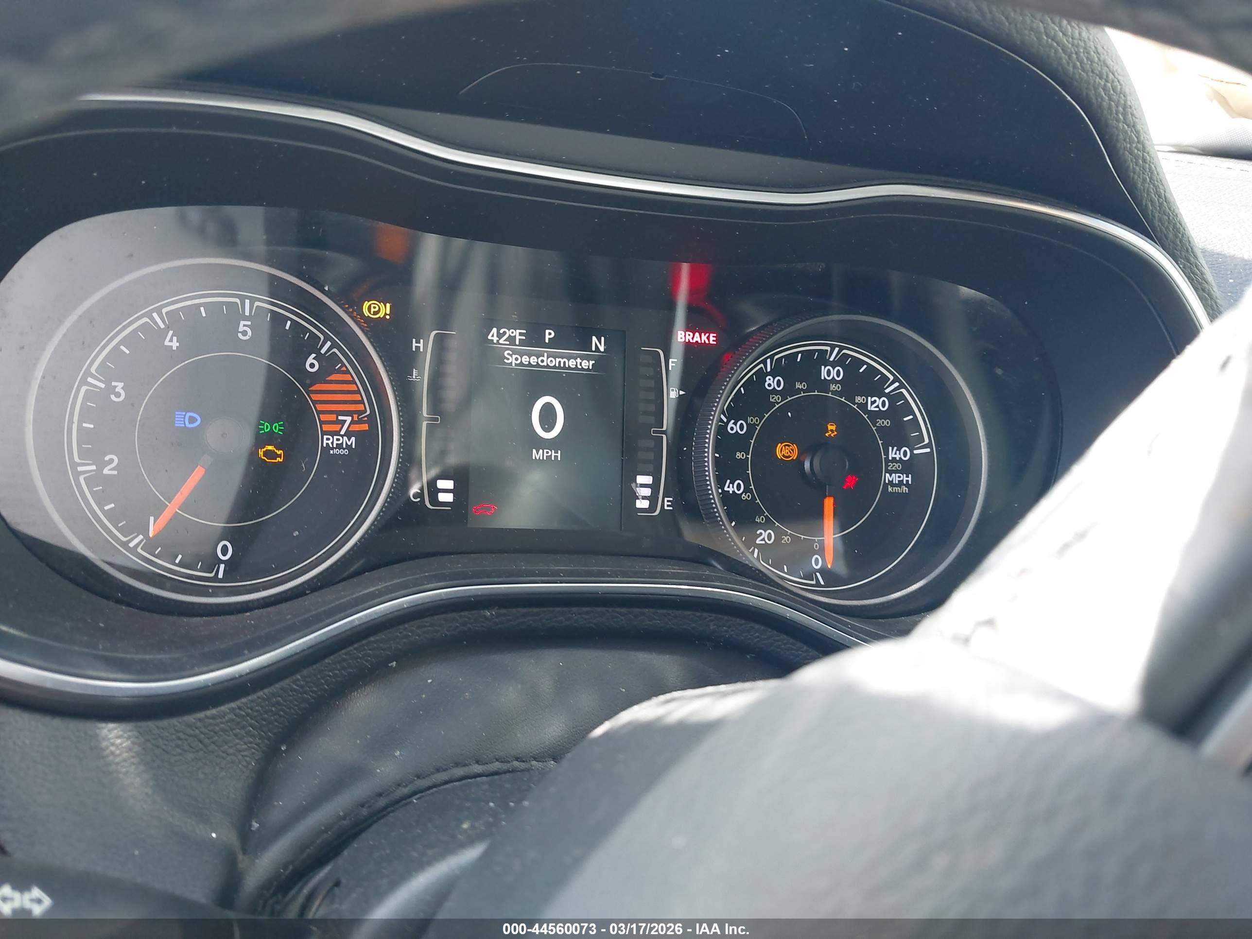 JEEP CHEROKEE image 7