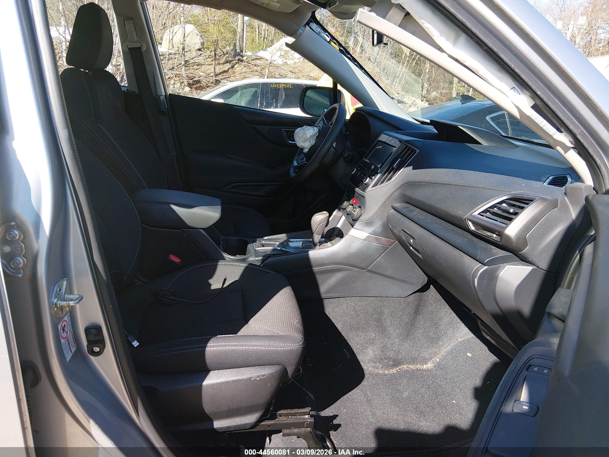 SUBARU FORESTER image 5