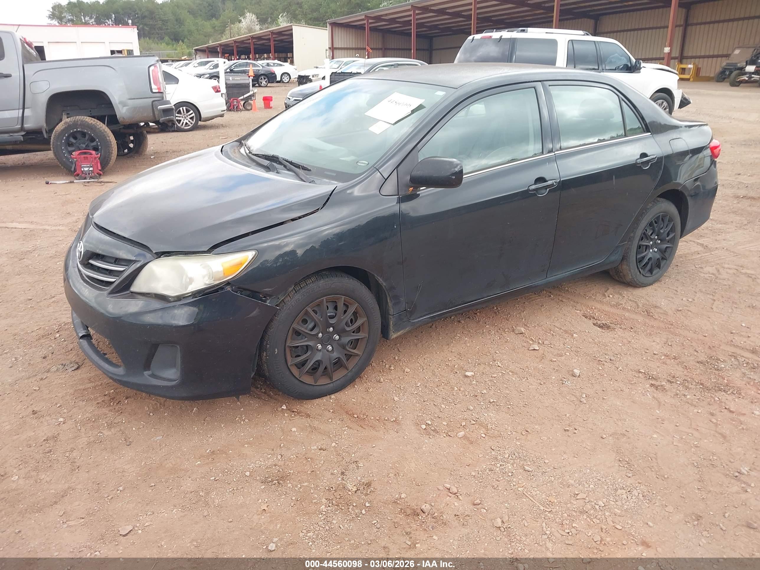TOYOTA COROLLA image 2