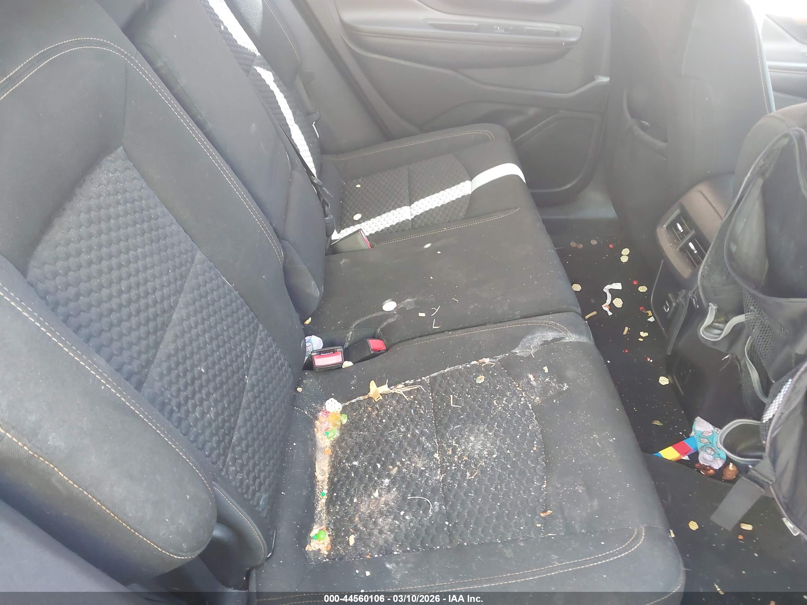 GMC TERRAIN image 8