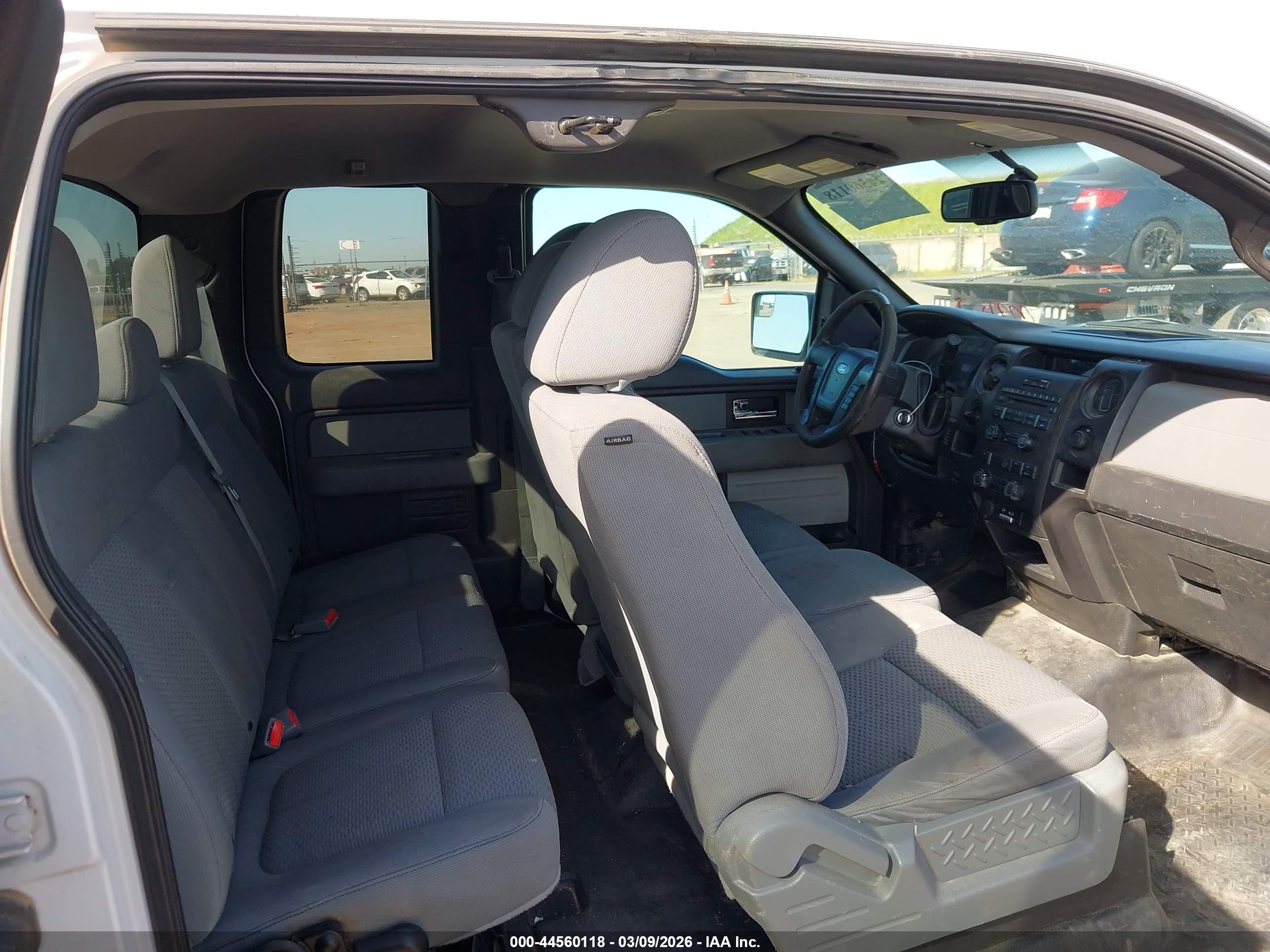 FORD F-150 image 8