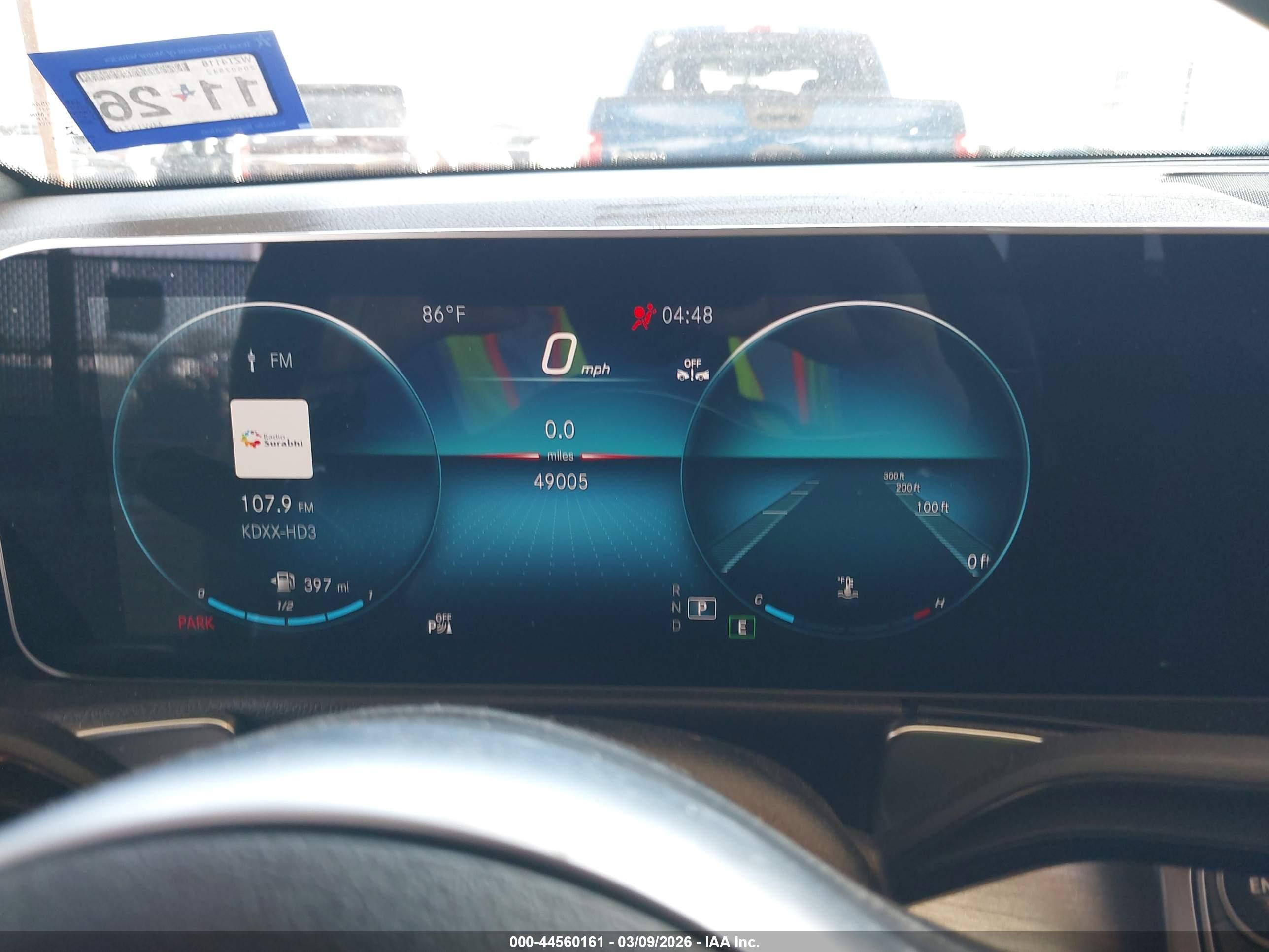 MERCEDES-BENZ GLB image 7