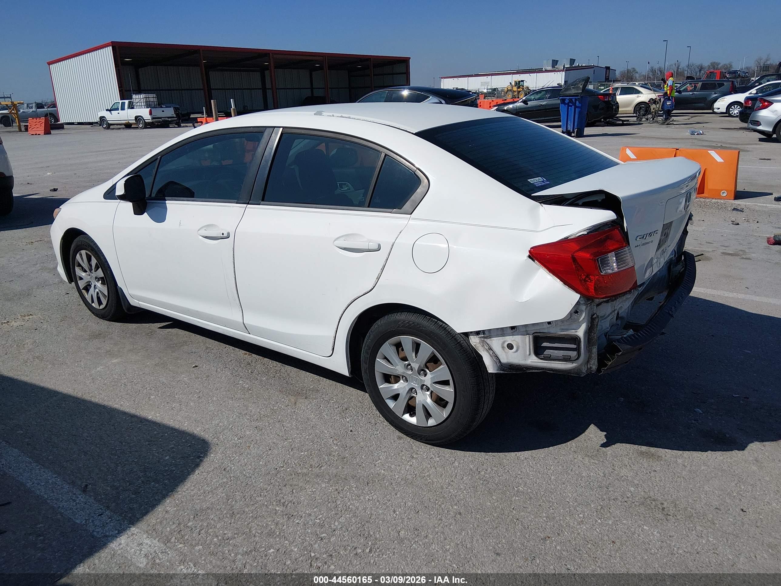 HONDA CIVIC image 3