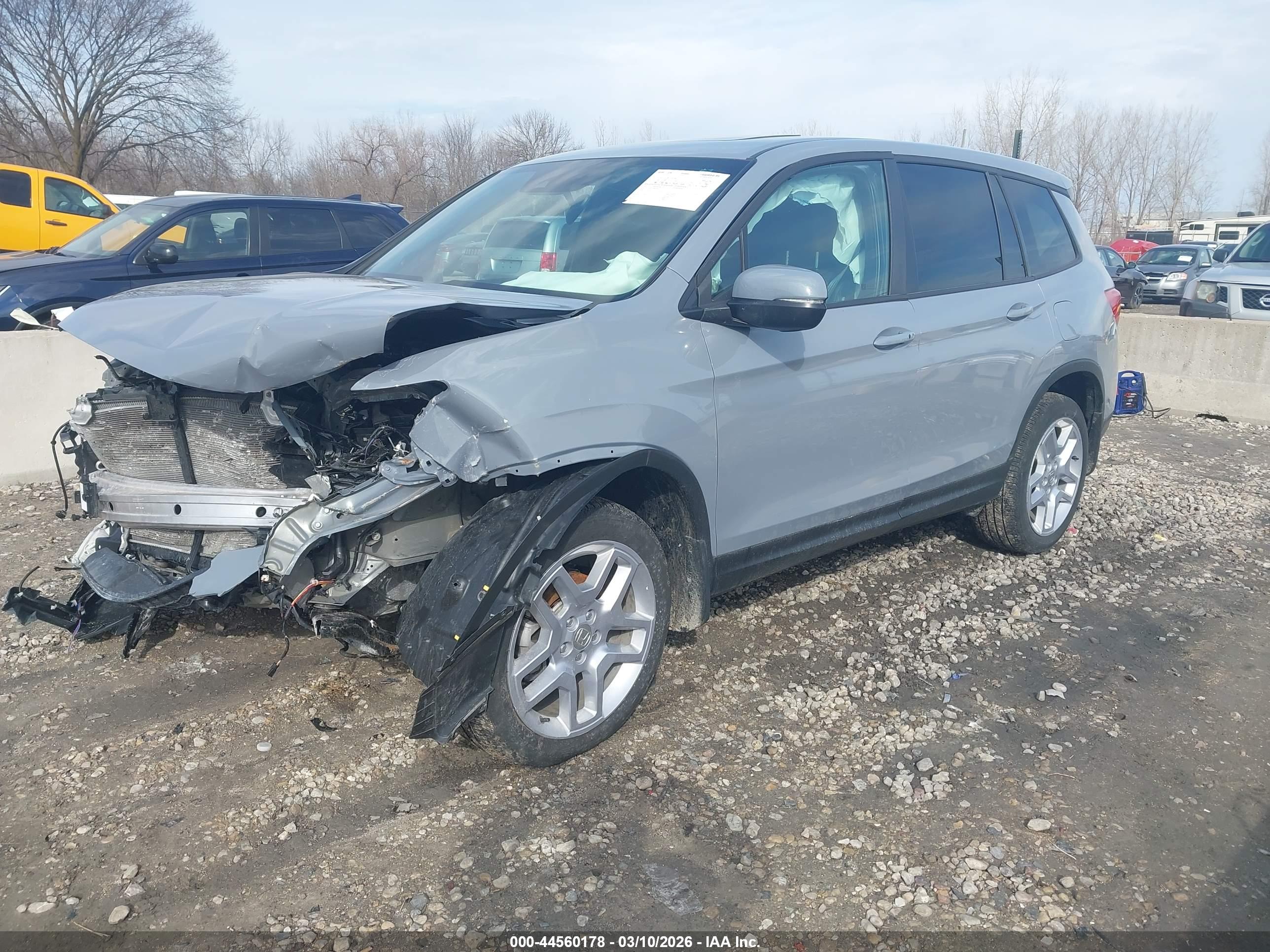 HONDA PASSPORT image 2
