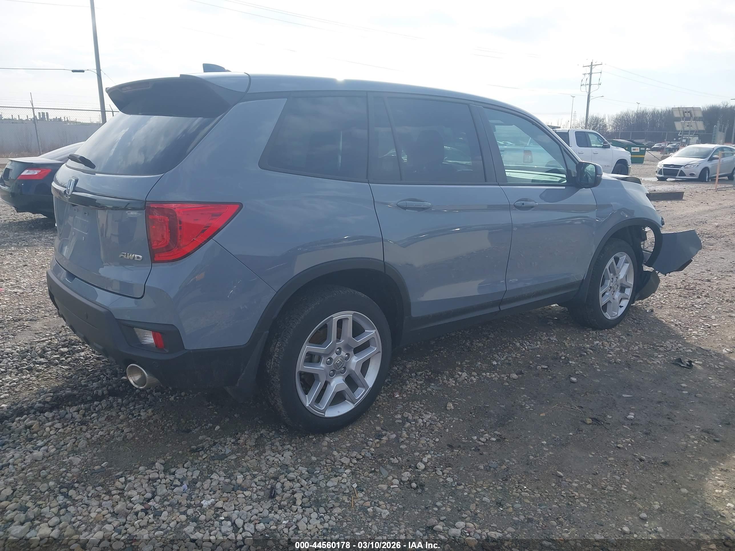 HONDA PASSPORT image 4