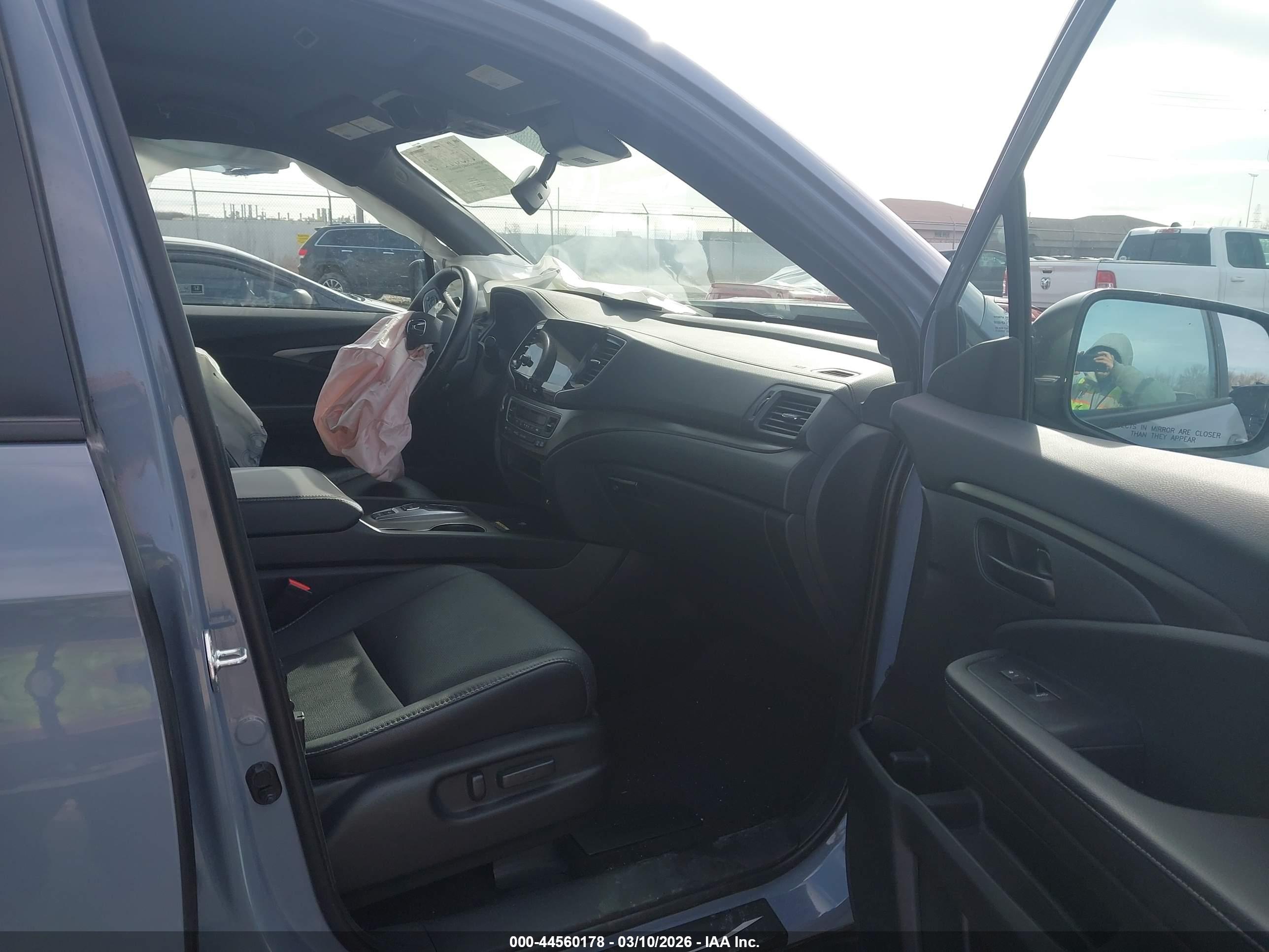 HONDA PASSPORT image 5