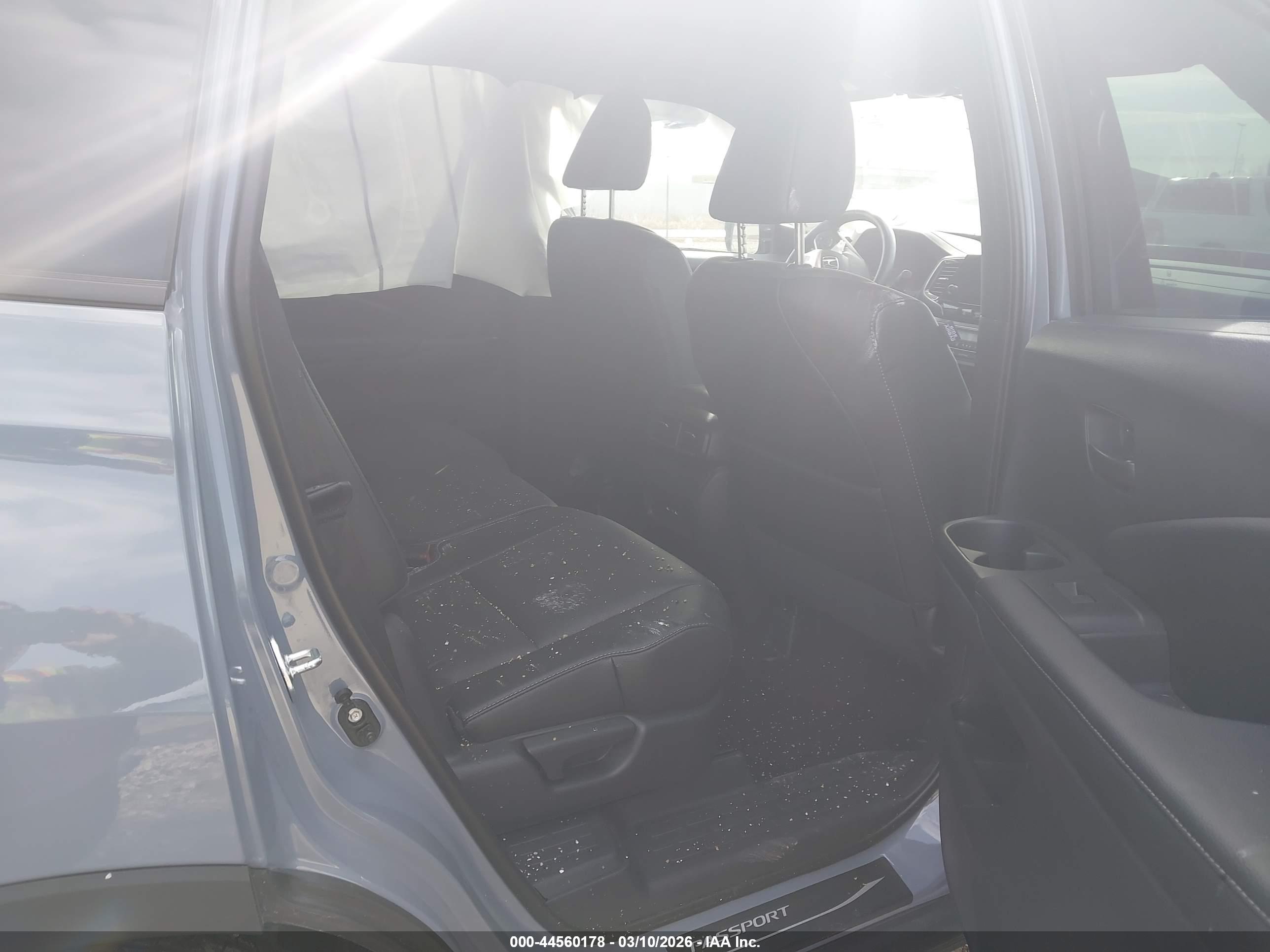 HONDA PASSPORT image 8