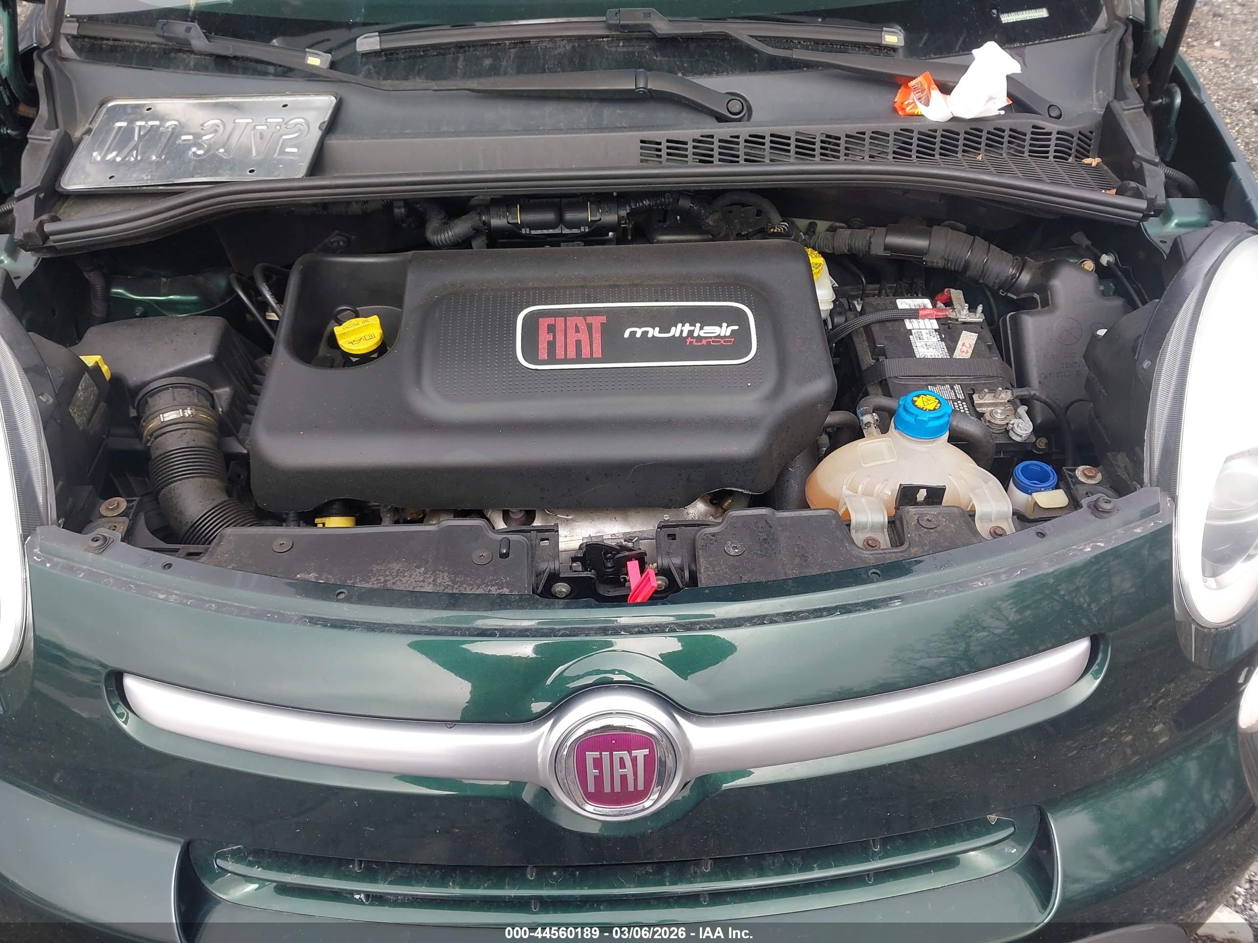 FIAT 500L image 10