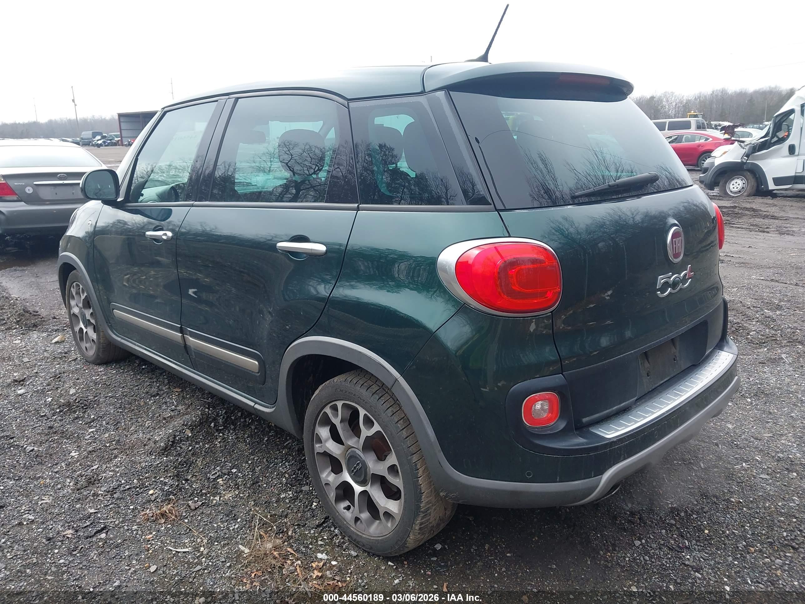 FIAT 500L image 3
