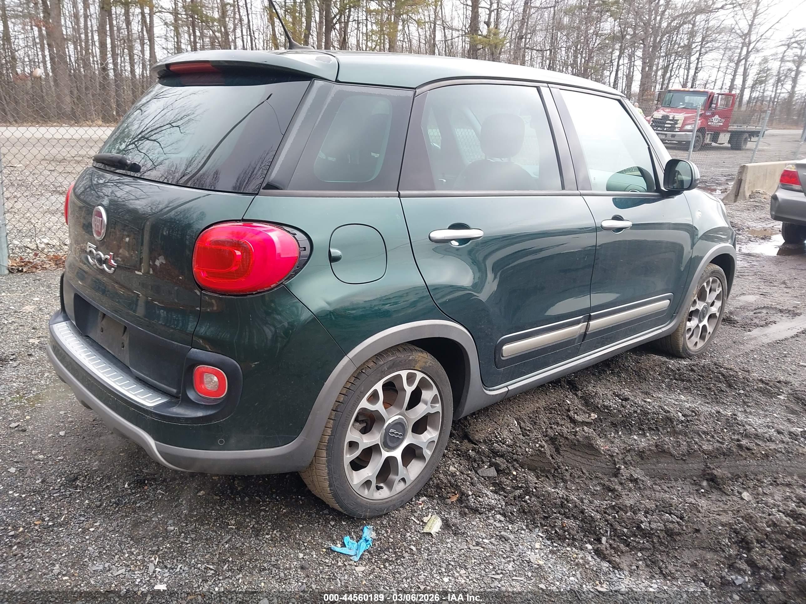 FIAT 500L image 4