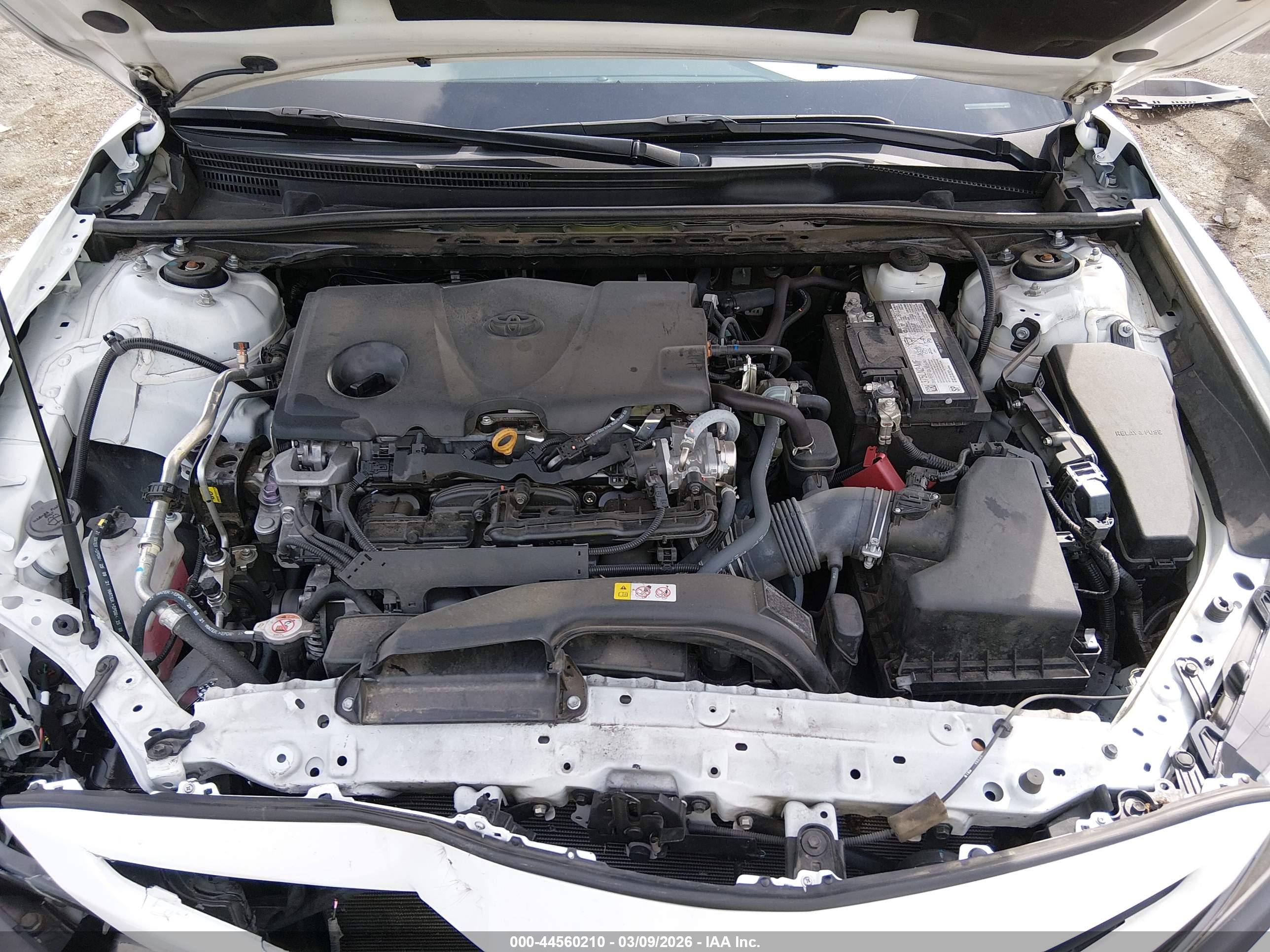 TOYOTA CAMRY image 10