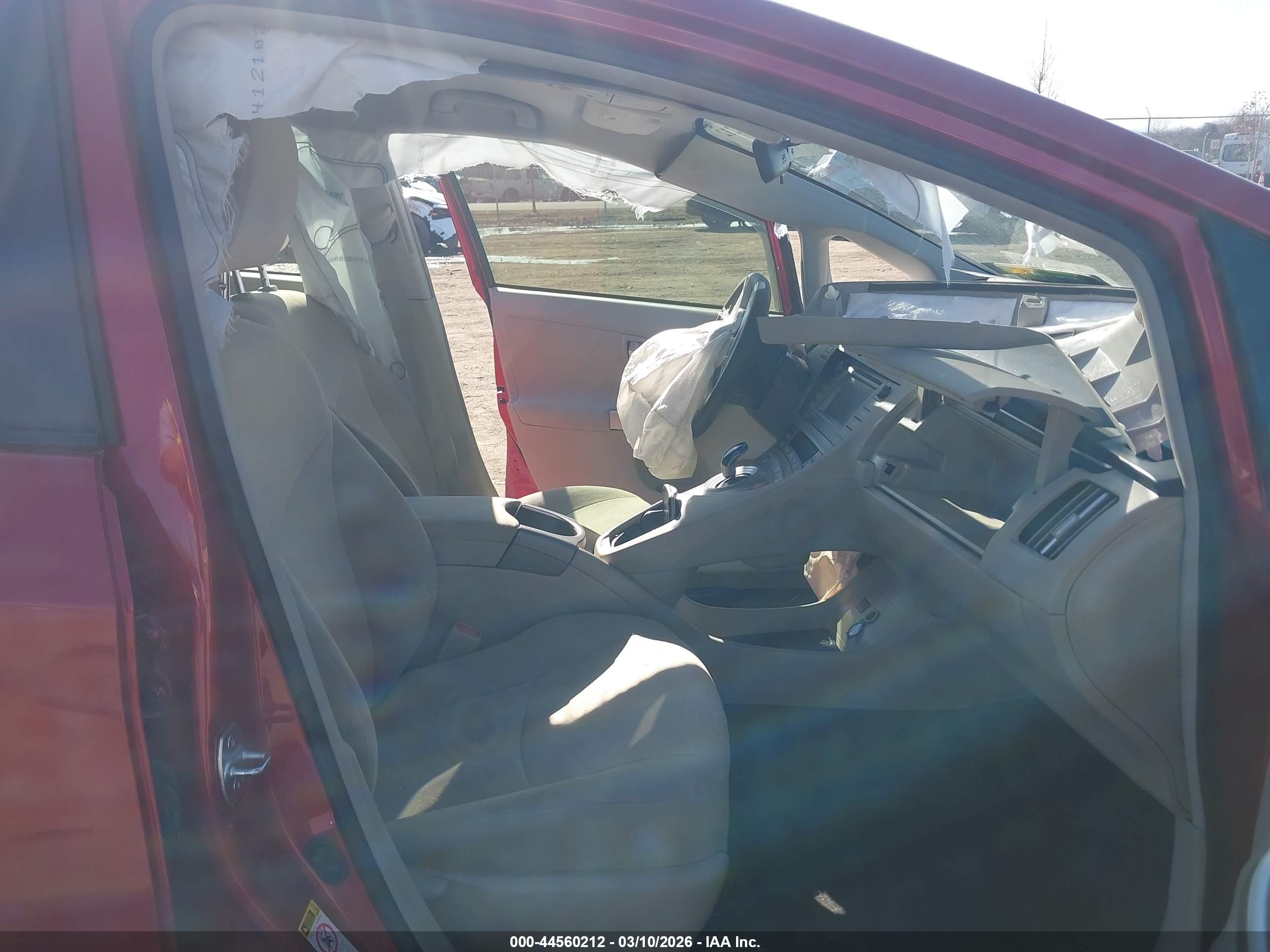 TOYOTA PRIUS image 5