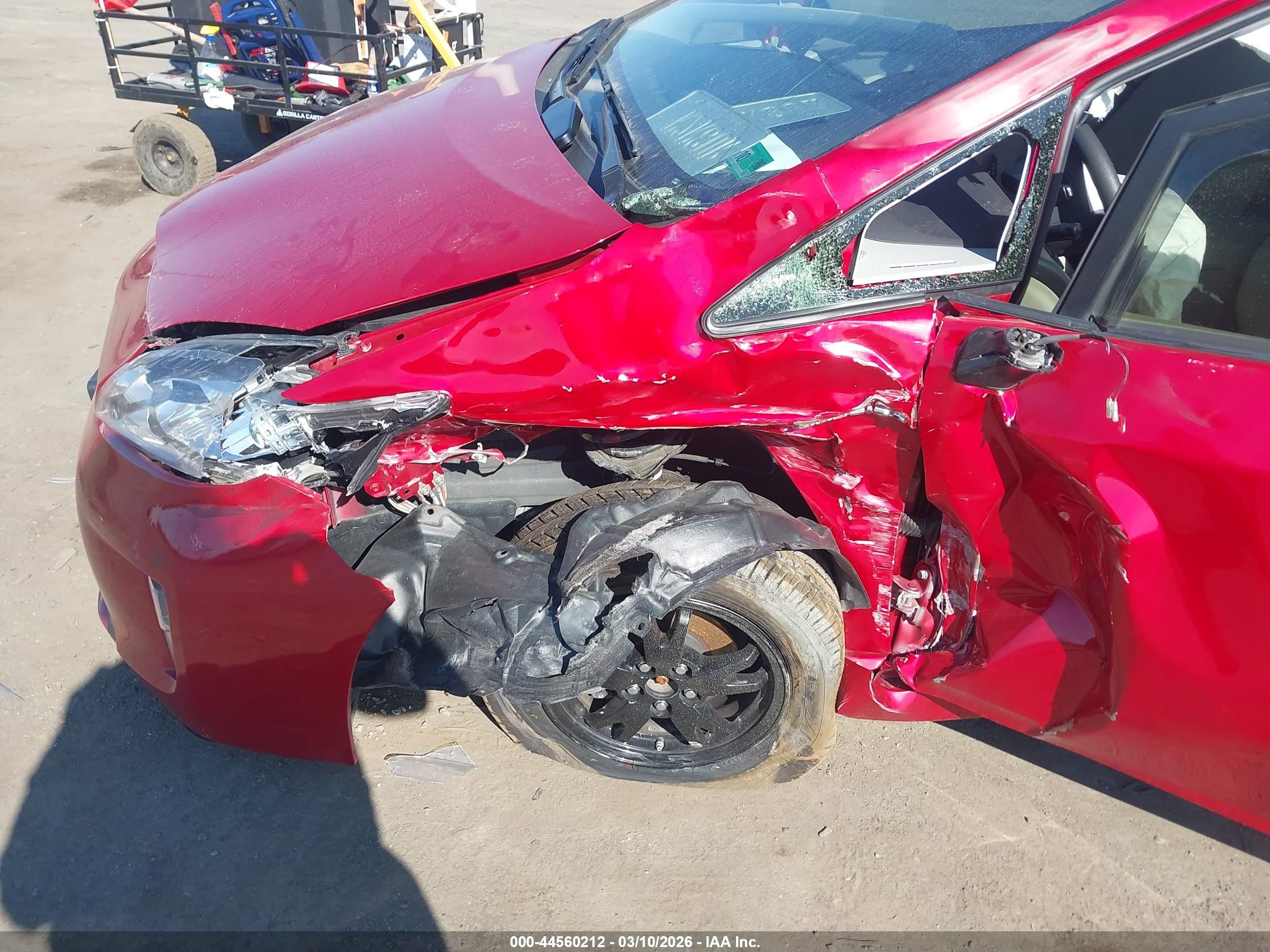 TOYOTA PRIUS image 6